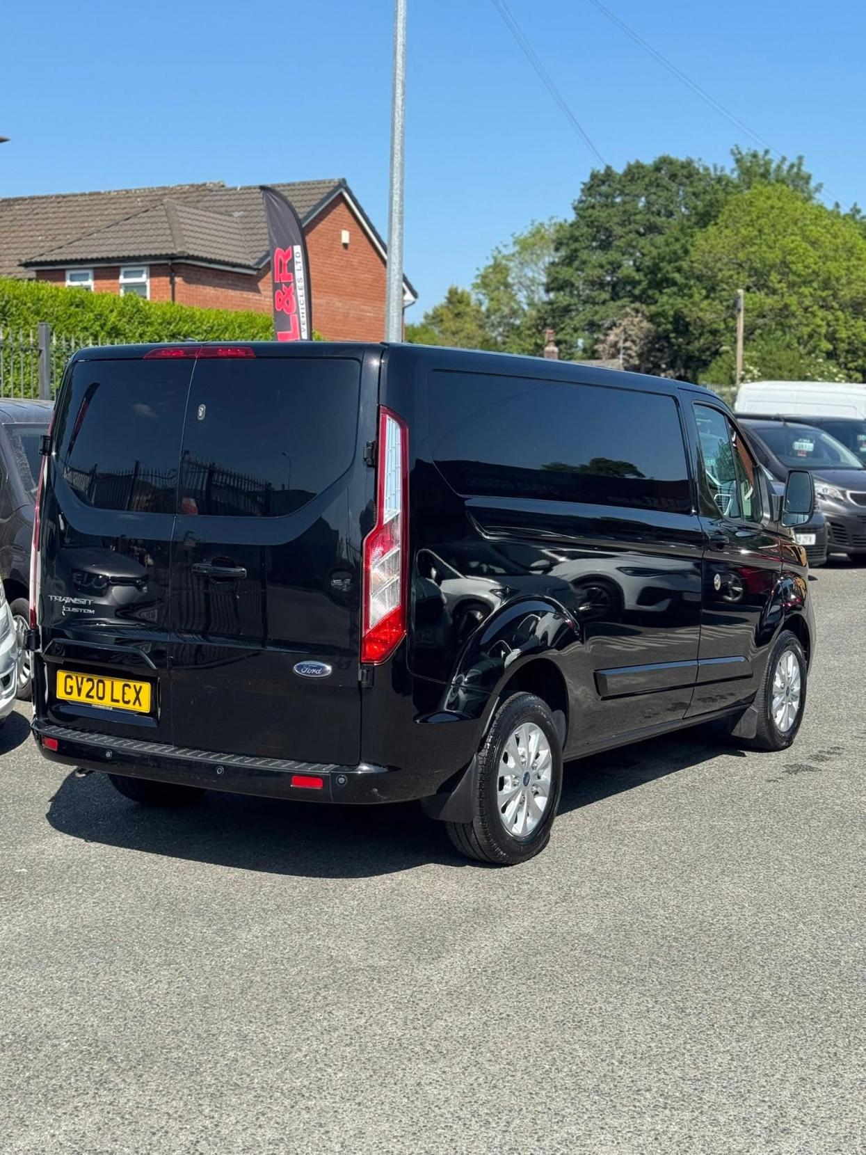 Ford Transit Custom 2.0 280 EcoBlue Limited Panel Van 5dr Diesel Manual L1 H1 Euro 6 (s/s) (130 ps)