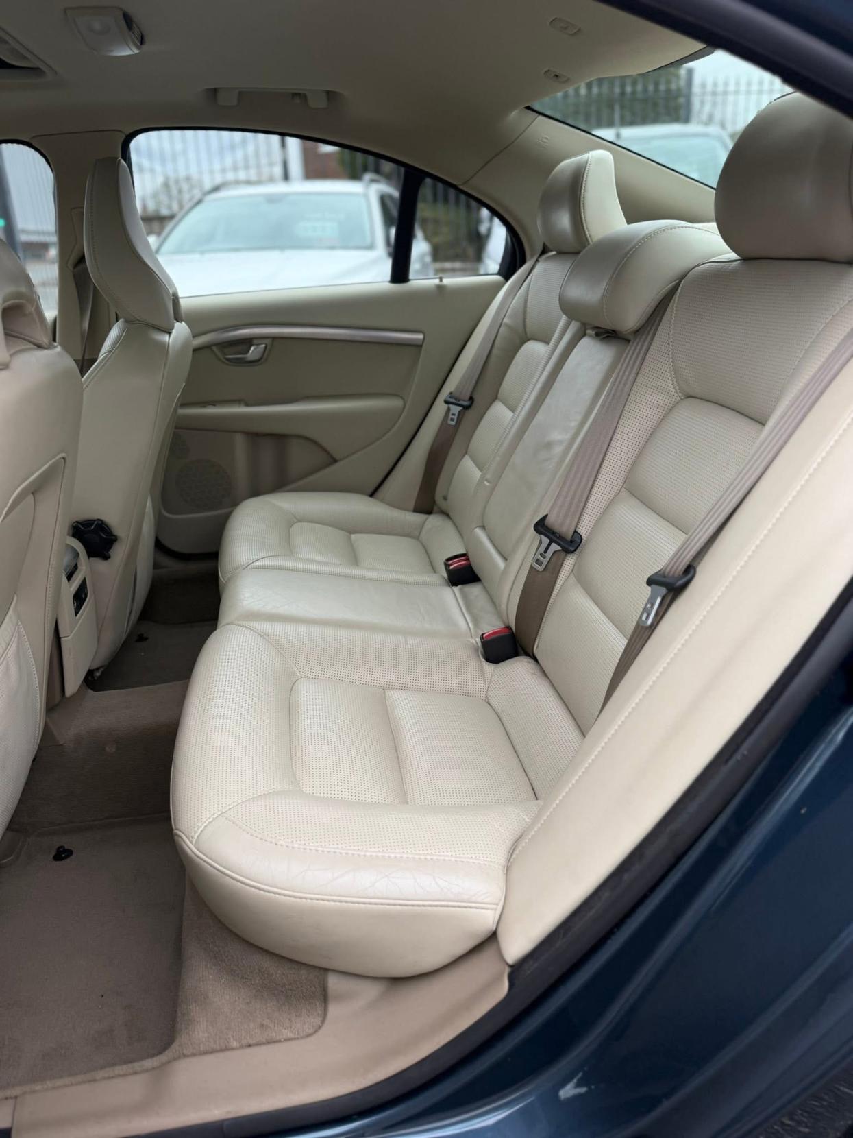 Volvo S80 2.5T SE Sport Saloon 4dr Petrol Manual (223 g/km, 197 bhp)