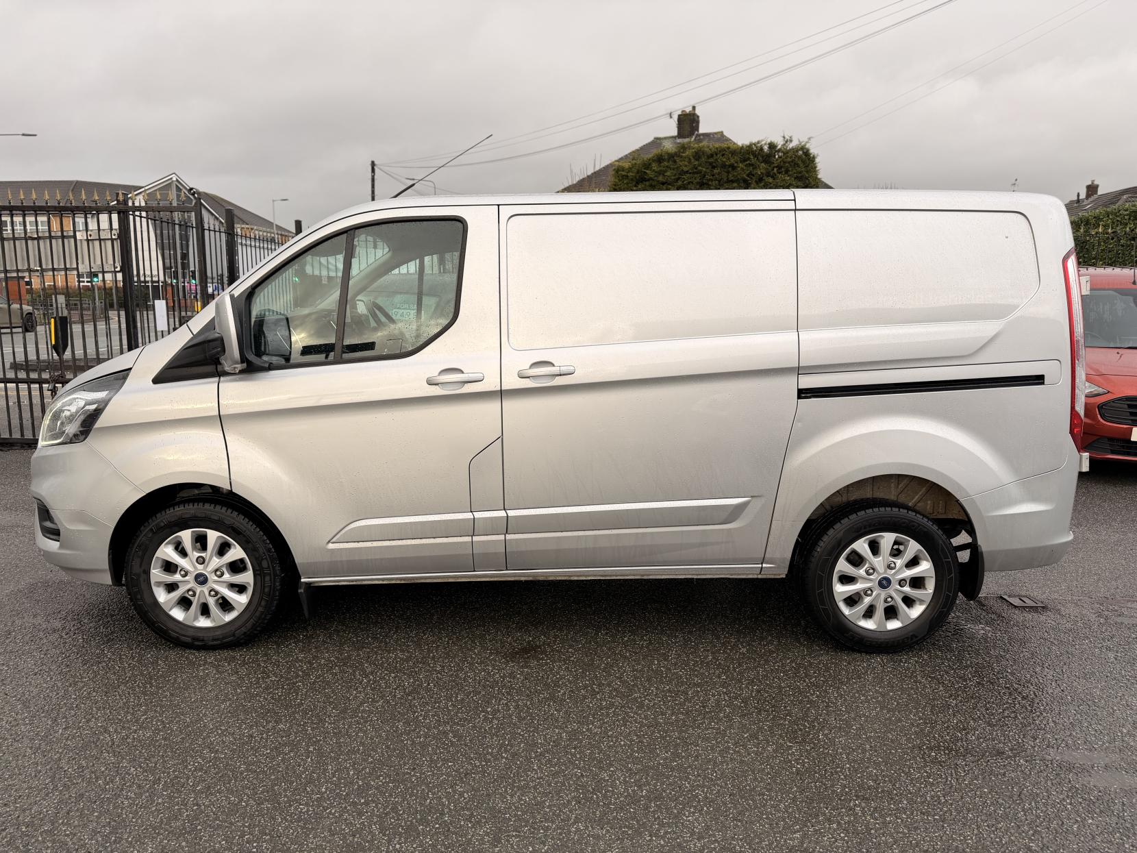 Ford Transit Custom 2.0 280 EcoBlue Limited Panel Van 5dr Diesel Manual L1 H1 Euro 6 (s/s) (130 ps)