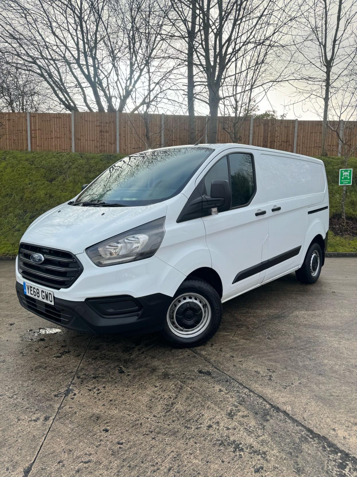 Ford Transit Custom 2.0 300 EcoBlue Panel Van 5dr Diesel Manual L1 H1 Euro 6 (105 ps)