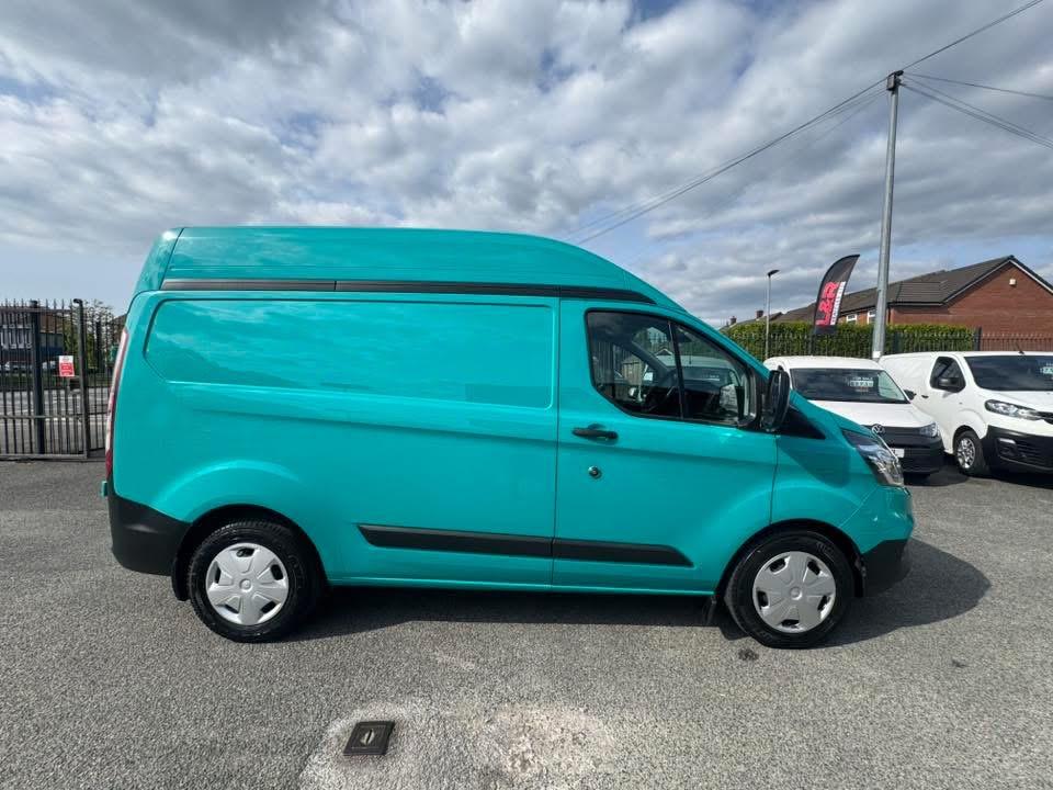 Ford Transit Custom 2.0 340 EcoBlue Trend Panel Van 5dr Diesel Auto L1 H2 Euro 6 (s/s) (130 ps)