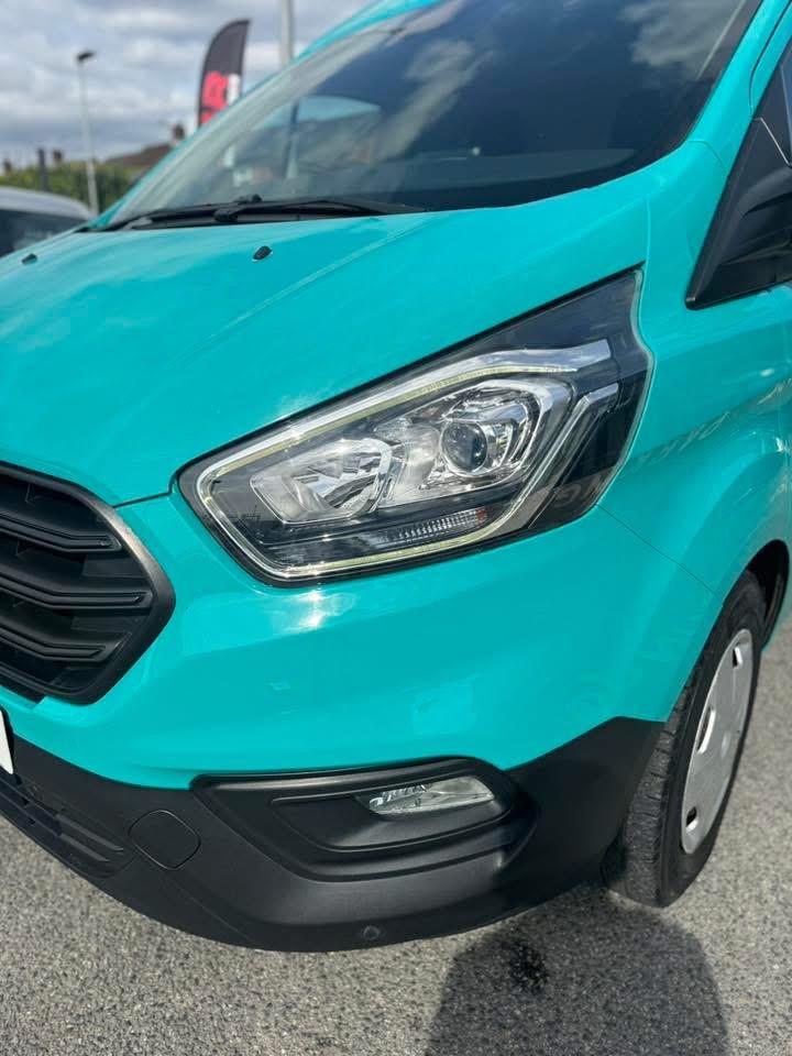 Ford Transit Custom 2.0 340 EcoBlue Trend Panel Van 5dr Diesel Auto L1 H2 Euro 6 (s/s) (130 ps)