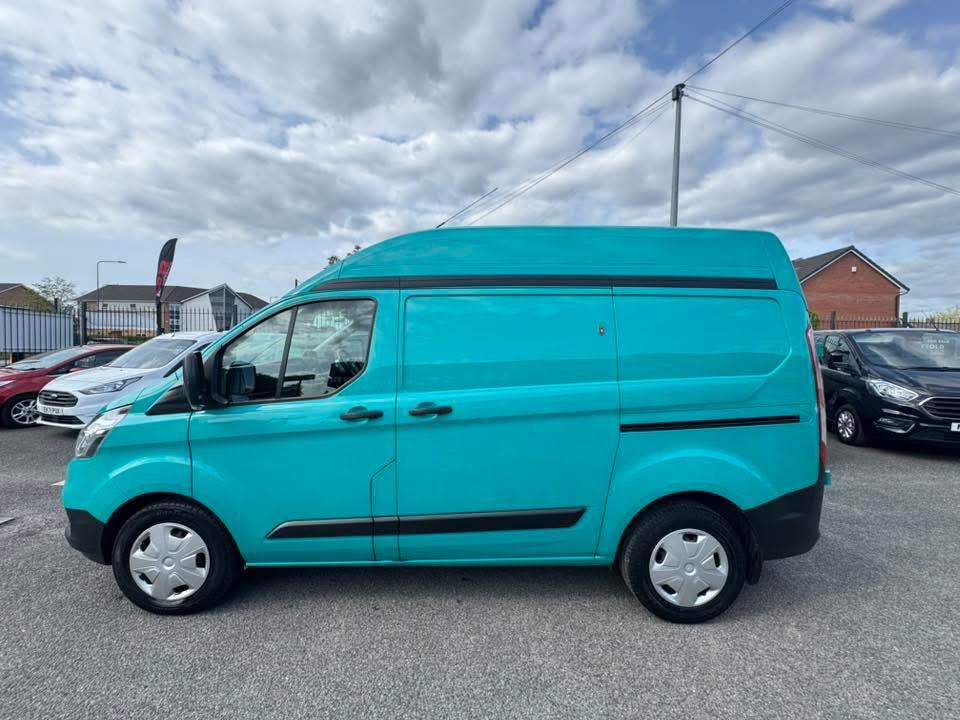 Ford Transit Custom 2.0 340 EcoBlue Trend Panel Van 5dr Diesel Auto L1 H2 Euro 6 (s/s) (130 ps)