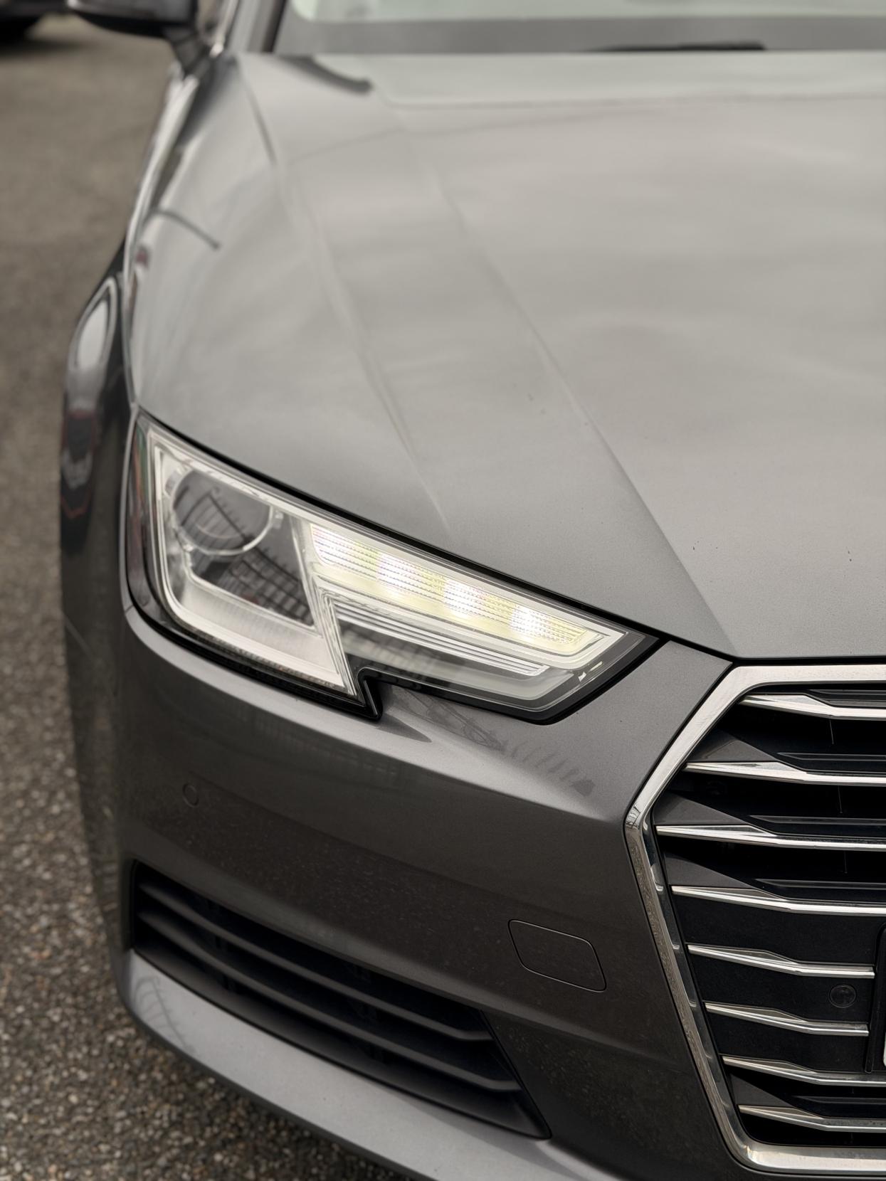 Audi A4 Avant 2.0 TDI ultra SE Estate 5dr Diesel Manual Euro 6 (s/s) (150 ps)