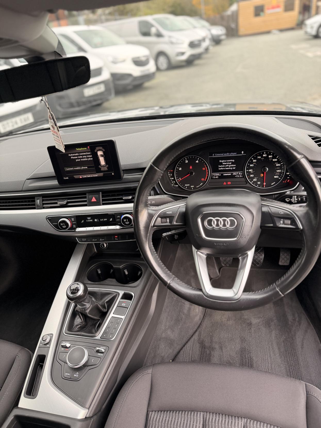 Audi A4 Avant 2.0 TDI ultra SE Estate 5dr Diesel Manual Euro 6 (s/s) (150 ps)