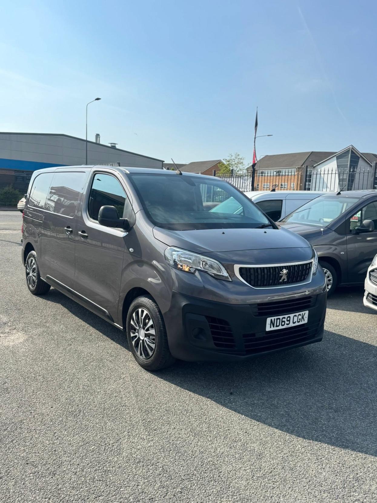 Peugeot Expert 2.0 BlueHDi 1400 Professional Standard Panel Van 6dr Diesel Manual MWB Euro 6 (s/s) (120 ps)