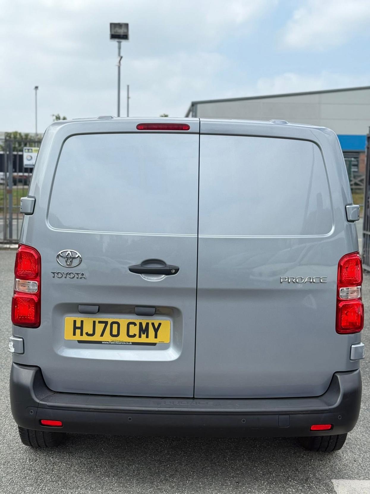 Toyota ProAce 1.5D Icon Compact Panel Van 6dr Diesel Manual SWB Euro 6 (100 bhp)