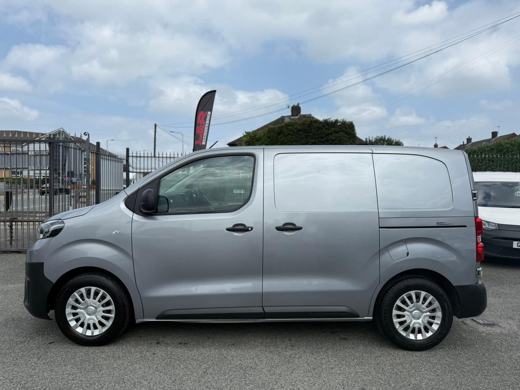 Toyota ProAce 1.5D Icon Compact Panel Van 6dr Diesel Manual SWB Euro 6 (100 bhp)