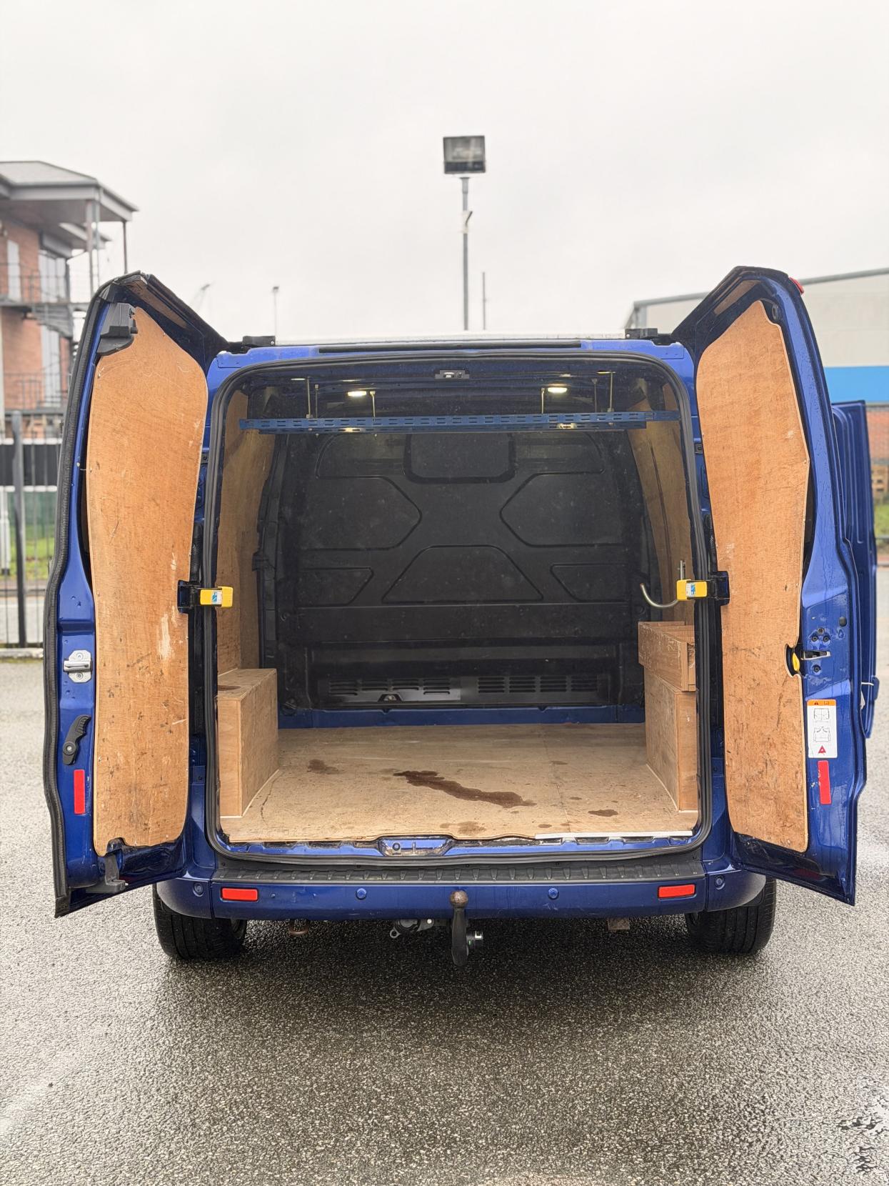 Ford Transit Custom 2.0 TDCi 290 Limited Panel Van 5dr Diesel Manual L1 H1 (171 g/km, 168 bhp)