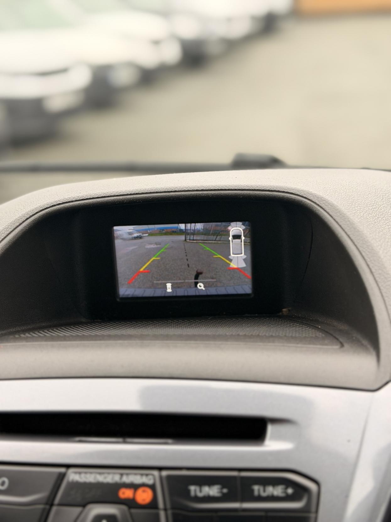 Ford Transit Custom 2.0 TDCi 290 Limited Panel Van 5dr Diesel Manual L1 H1 (171 g/km, 168 bhp)