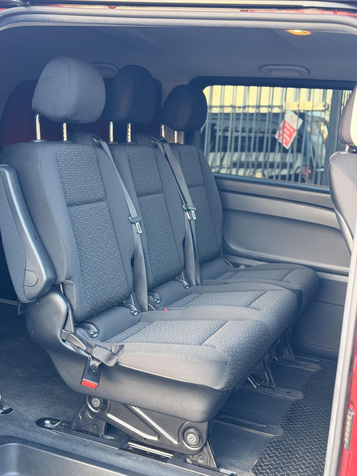 Mercedes-Benz Vito 1.7 114 CDI Progressive Crew Van Double Cab 5dr Diesel Manual FWD L2 Euro 6 (s/s) (LWB) (136 ps)