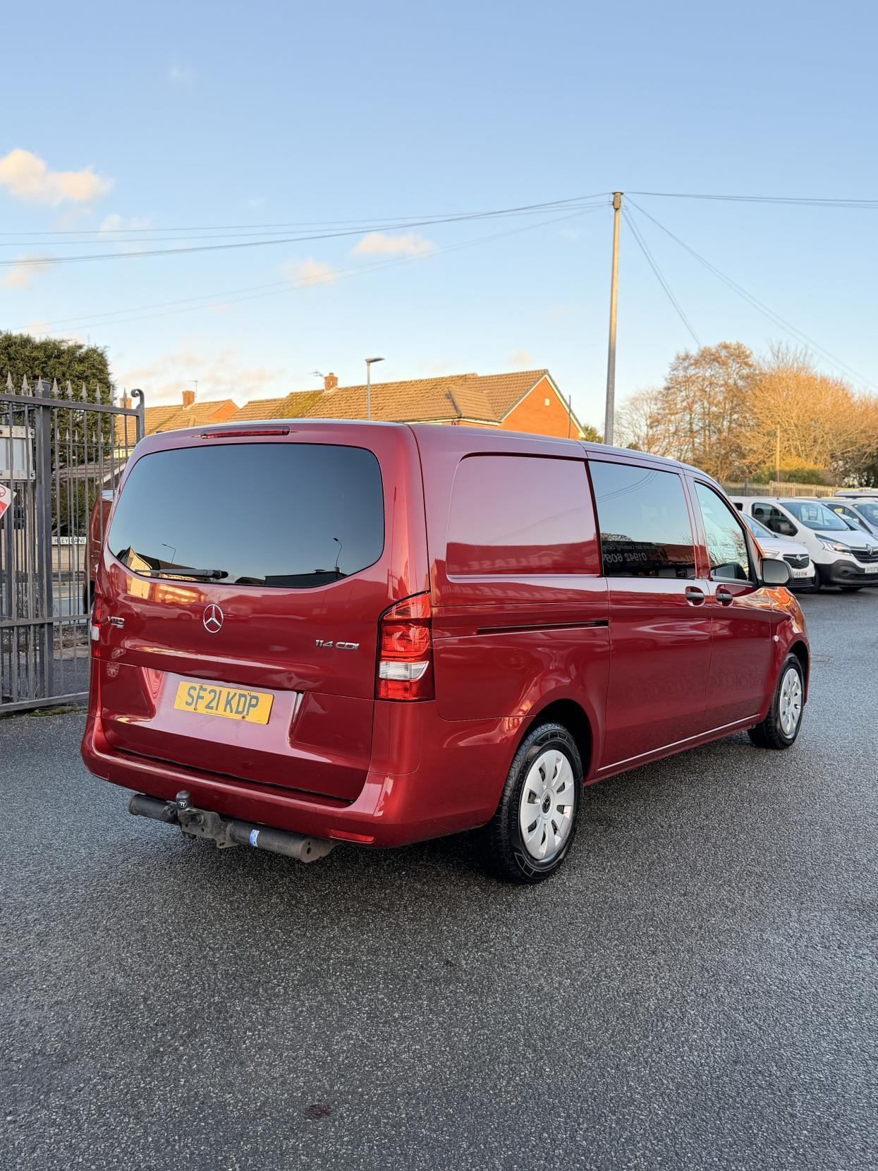 Mercedes-Benz Vito 1.7 114 CDI Progressive Crew Van Double Cab 5dr Diesel Manual FWD L2 Euro 6 (s/s) (LWB) (136 ps)