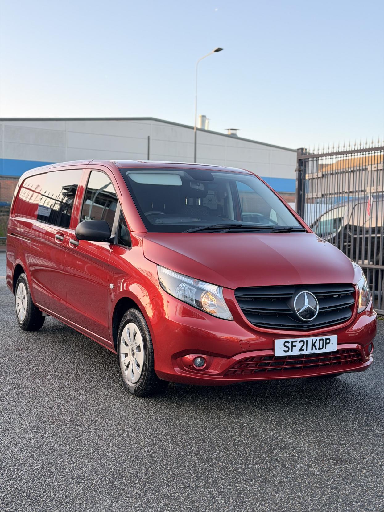 Mercedes-Benz Vito 1.7 114 CDI Progressive Crew Van Double Cab 5dr Diesel Manual FWD L2 Euro 6 (s/s) (LWB) (136 ps)