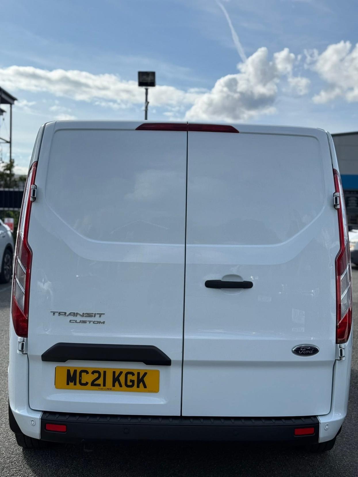 Ford Transit Custom 2.0 300 EcoBlue Trend Panel Van 5dr Diesel Manual L1 H1 Euro 6 (s/s) (105 ps)