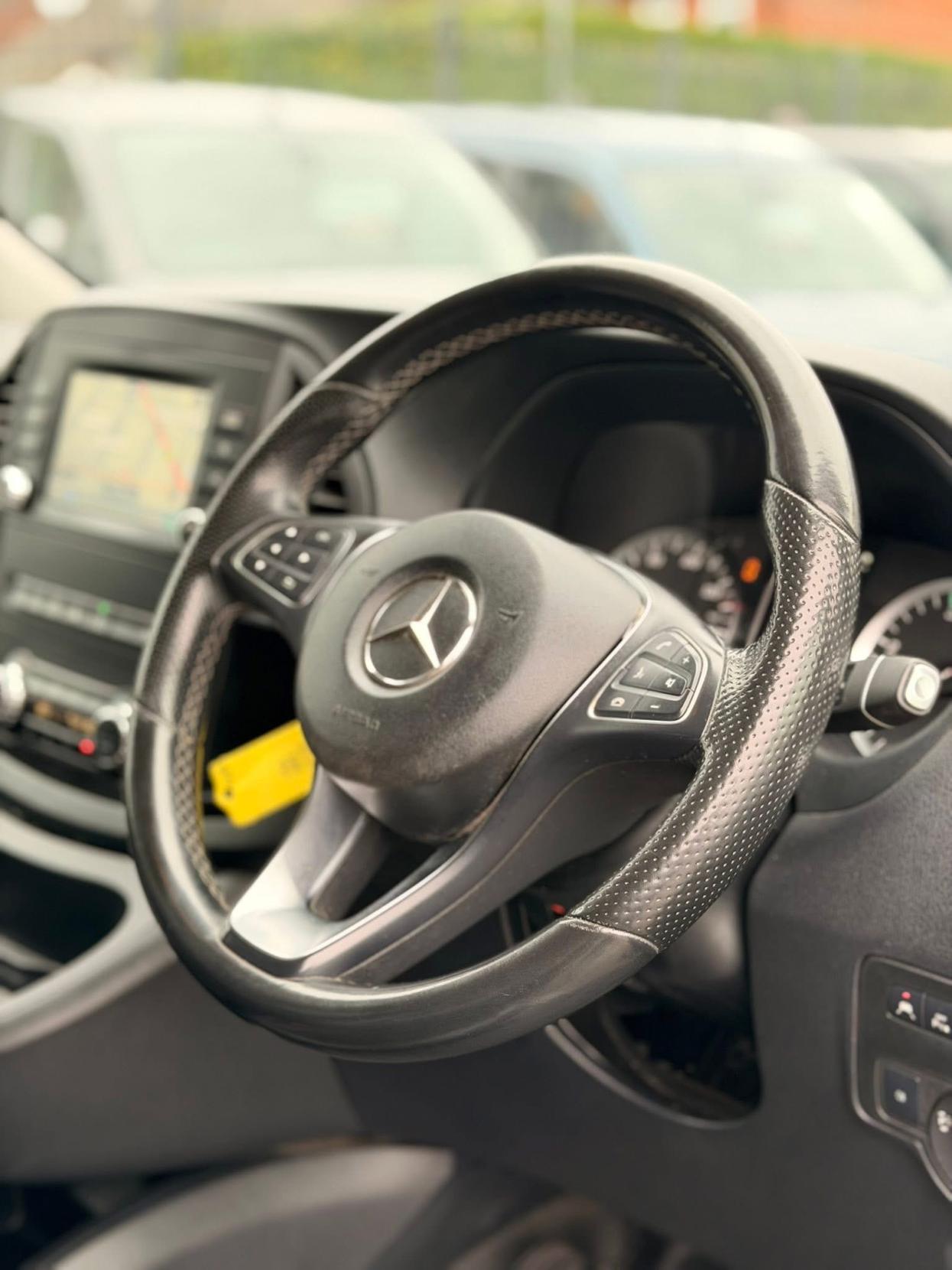 Mercedes-Benz Vito 2.1 119 CDI BlueTEC Sport Crew Van Double Cab 5dr Diesel G-Tronic+ RWD L2 Euro 6 (s/s) (LWB) (190 ps)