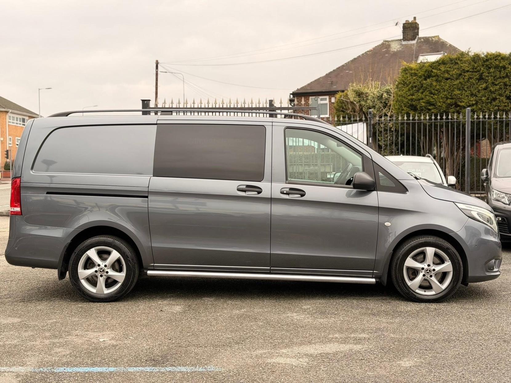 Mercedes-Benz Vito 2.1 119 CDI BlueTEC Sport Crew Van Double Cab 5dr Diesel G-Tronic+ RWD L2 Euro 6 (s/s) (LWB) (190 ps)