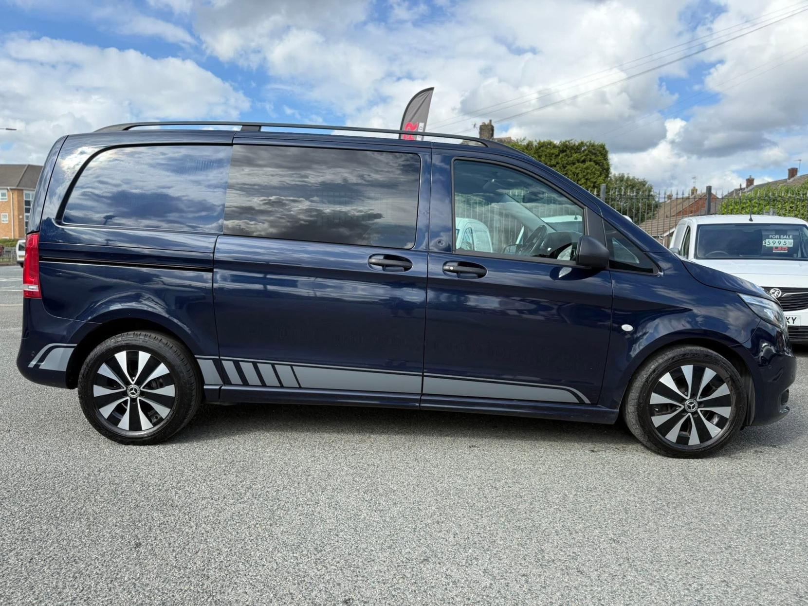 Mercedes-Benz Vito 2.1 119 CDI Sport Crew Van Double Cab 5dr Diesel G-Tronic+ RWD L1 Euro 6 (s/s) (190 ps)
