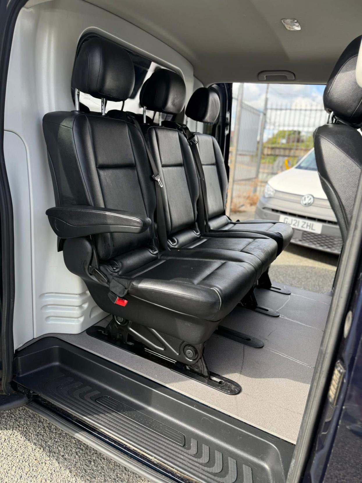 Mercedes-Benz Vito 2.1 119 CDI Sport Crew Van Double Cab 5dr Diesel G-Tronic+ RWD L1 Euro 6 (s/s) (190 ps)