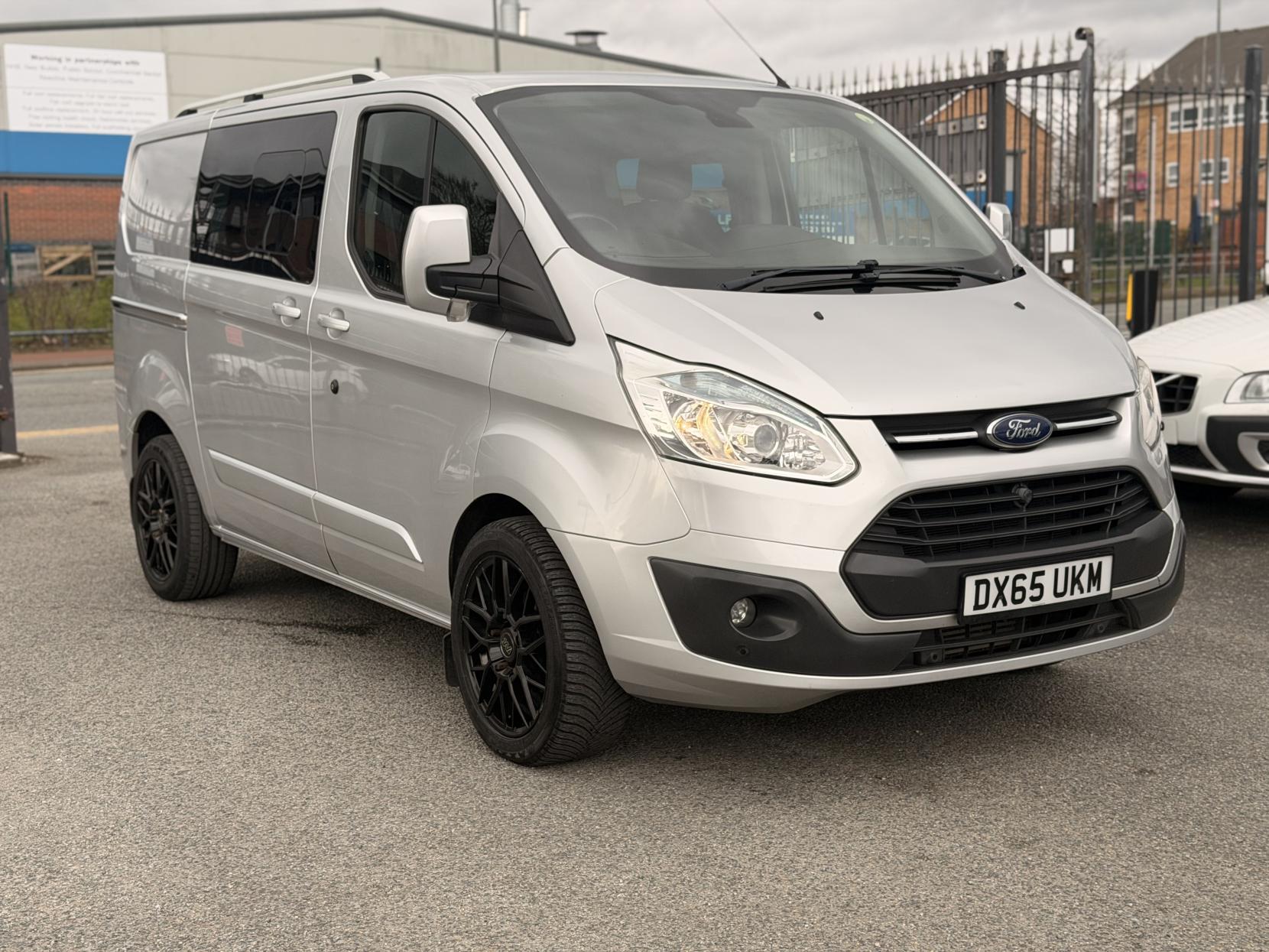Ford Transit Custom 2.2 TDCi 290 Limited Combi Van 6dr Diesel Manual L1 H1 (191 g/km, 153 bhp)