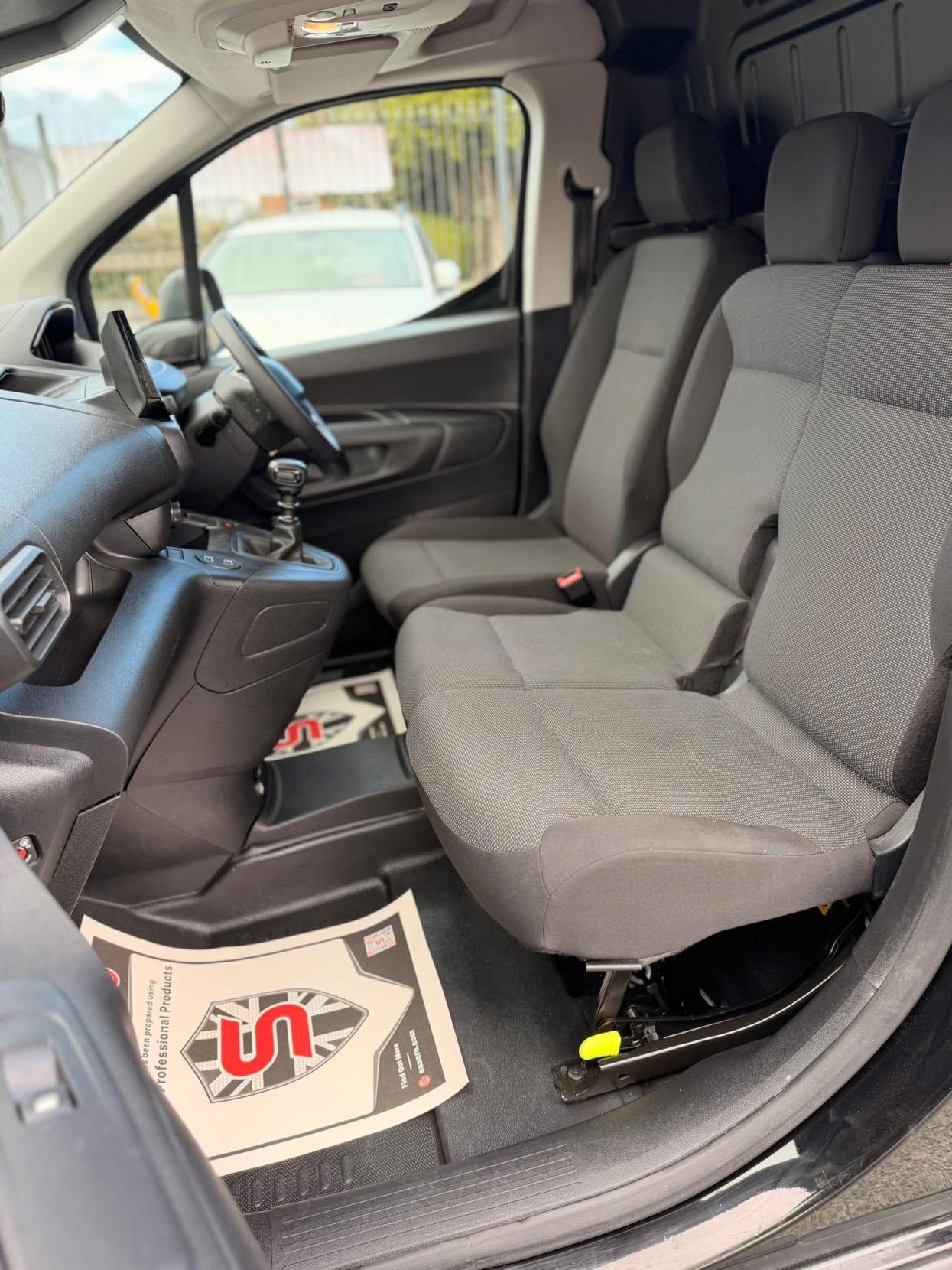 Peugeot Partner 1.5 BlueHDi 1000 Professional Standard Panel Van 5dr Diesel Manual SWB Euro 6 (s/s) (100 ps)