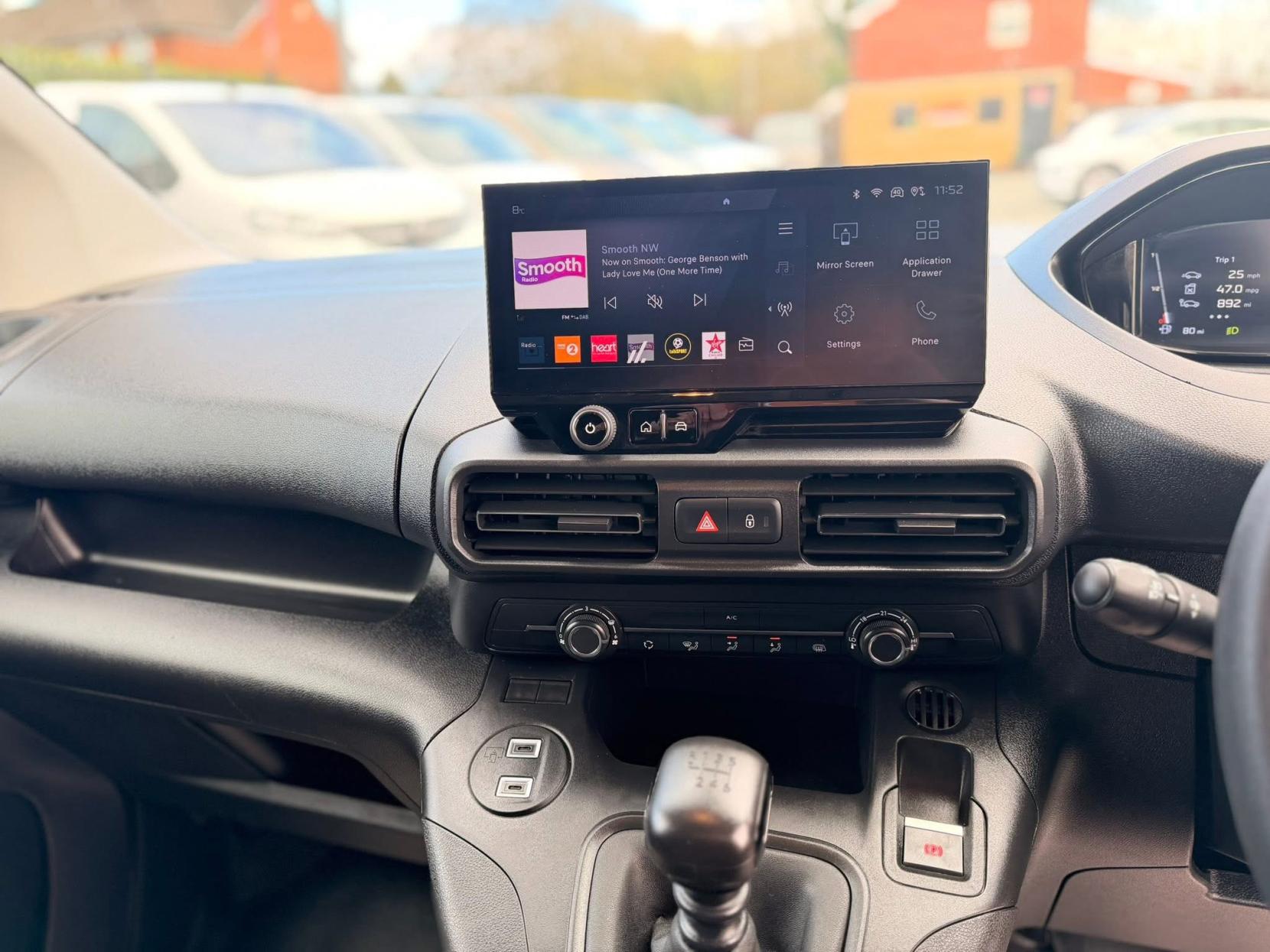 Peugeot Partner 1.5 BlueHDi 1000 Professional Standard Panel Van 5dr Diesel Manual SWB Euro 6 (s/s) (100 ps)