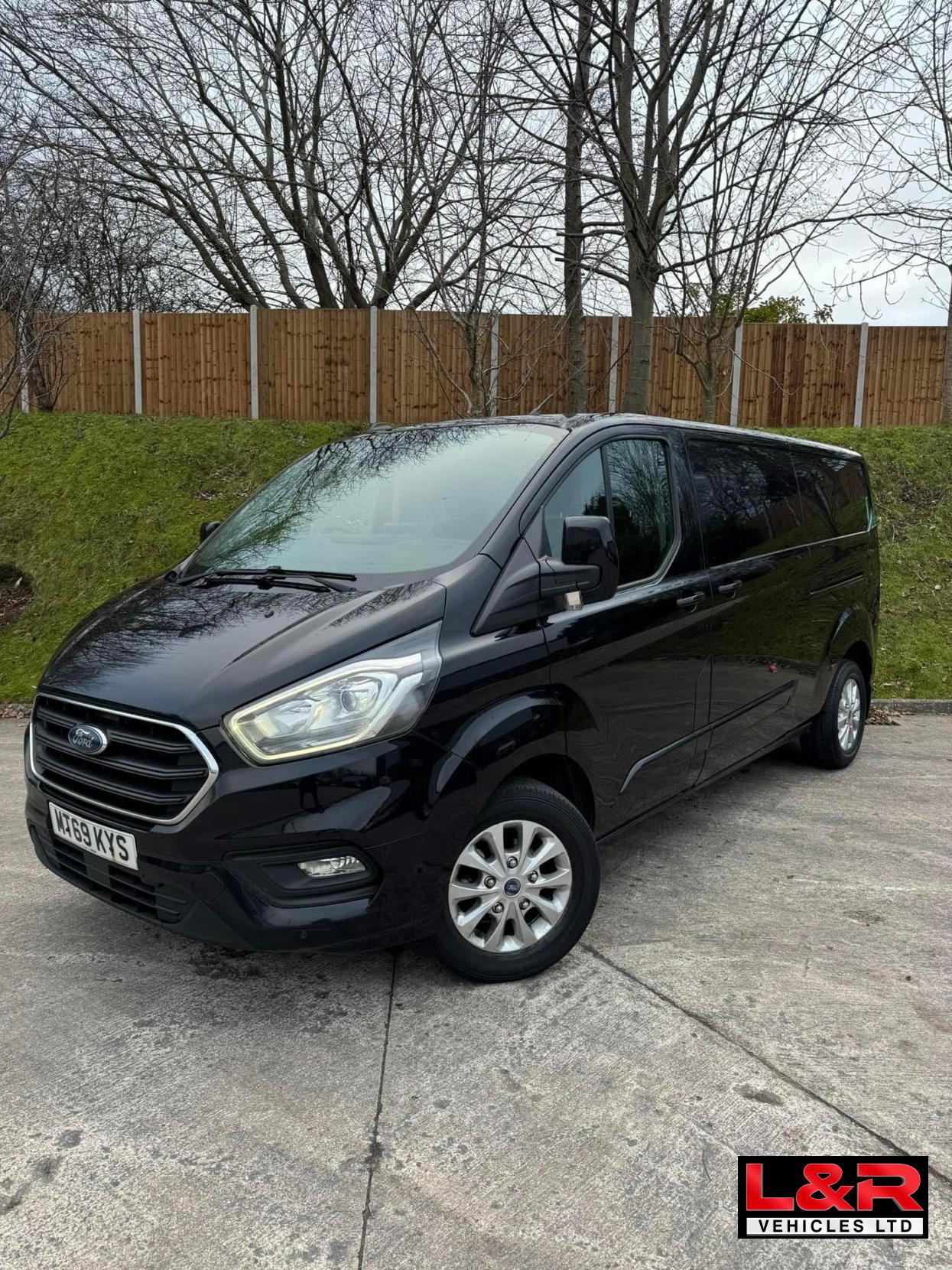 Ford Transit Custom 2.0 300 EcoBlue Limited Panel Van 5dr Diesel Manual L2 H1 Euro 6 (s/s) (130 ps)