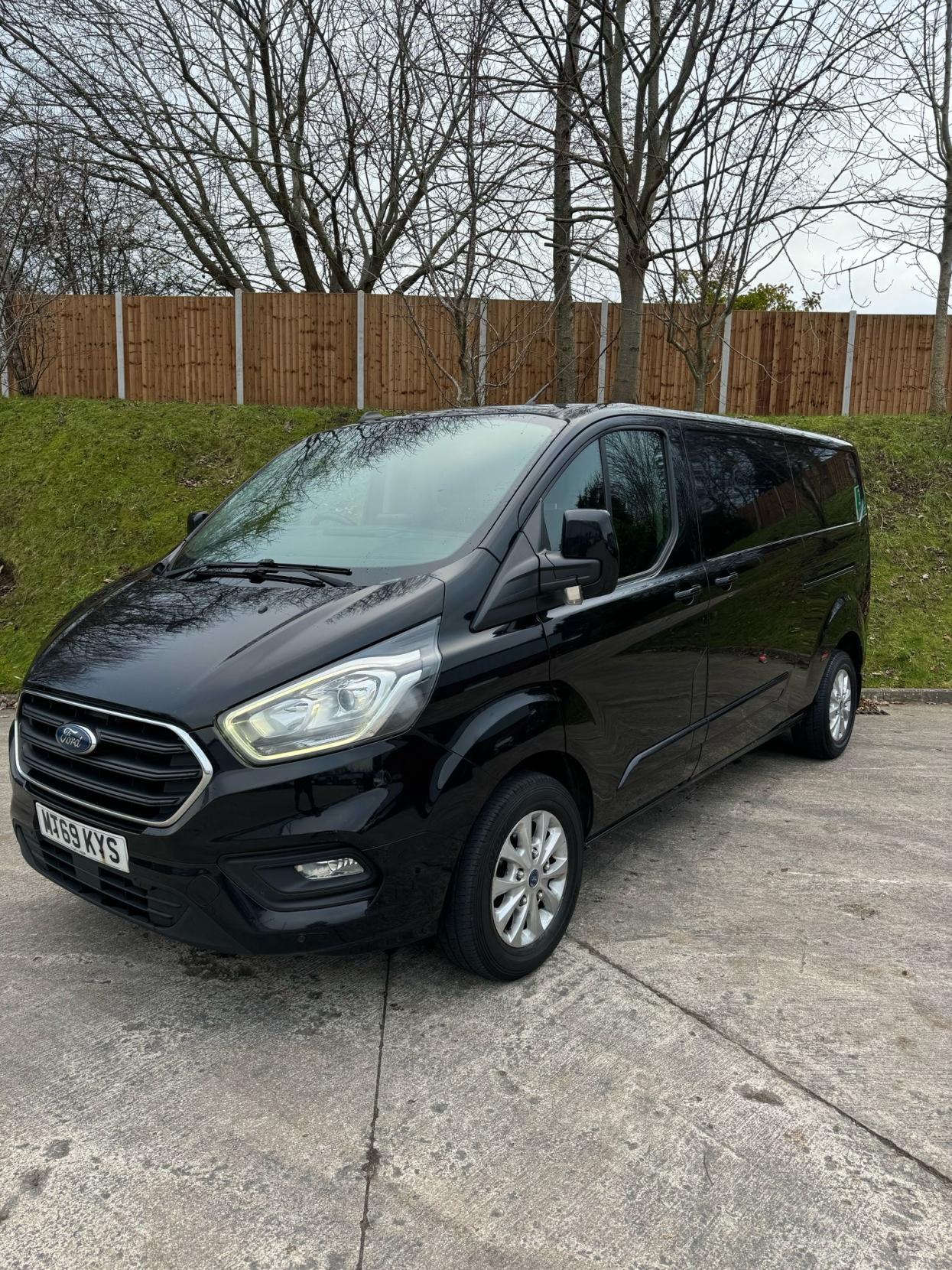 Ford Transit Custom 2.0 300 EcoBlue Limited Panel Van 5dr Diesel Manual L2 H1 Euro 6 (s/s) (130 ps)