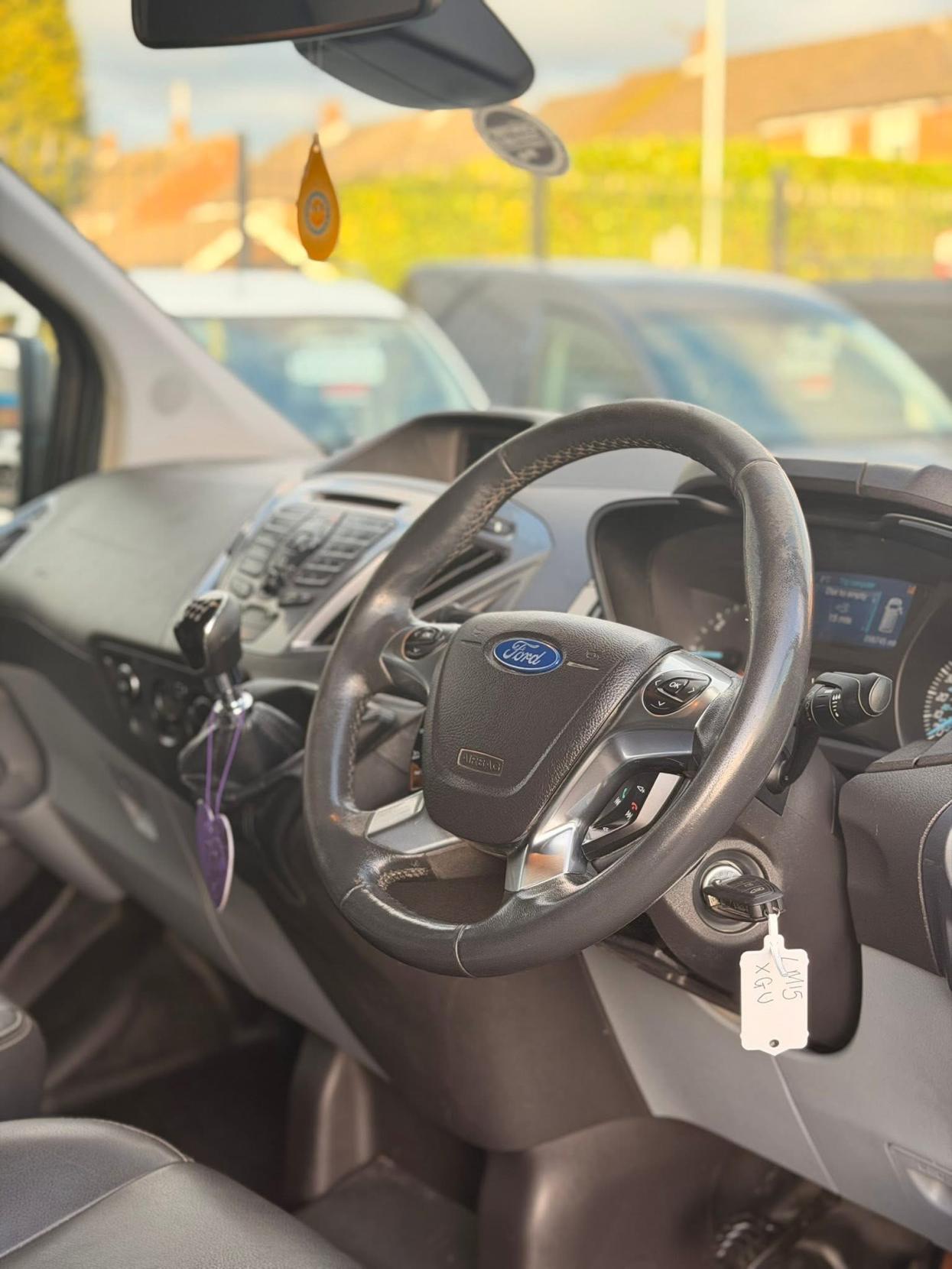 Ford Transit Custom 2.2 TDCi 290 Sport Panel Van 5dr Diesel Manual L1 H1 (186 g/km, 153 bhp)