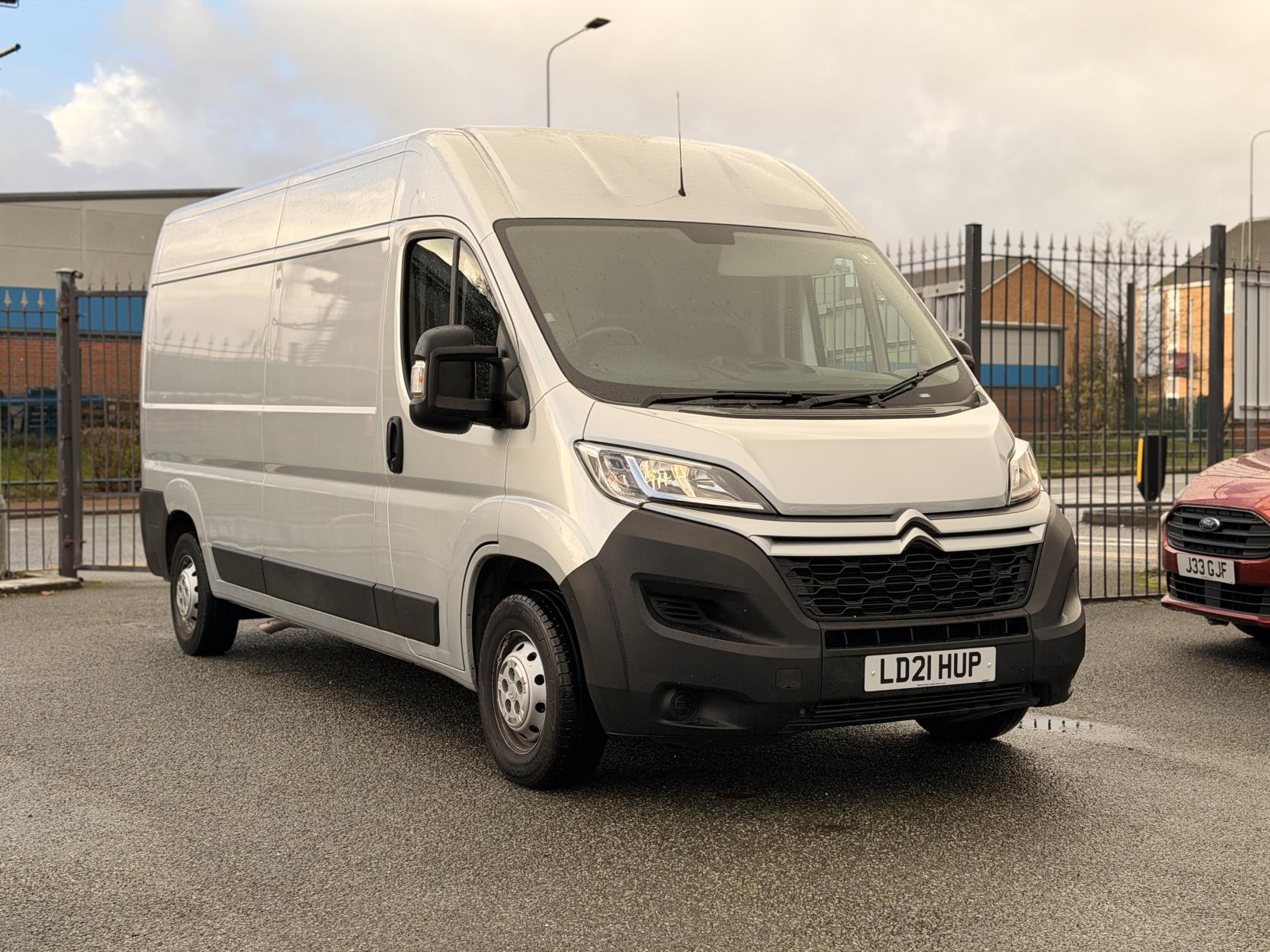 Citroen Relay 2.2 BlueHDi 35 Enterprise Panel Van 5dr Diesel Manual L3 High Roof Euro 6 (s/s) (140 ps)