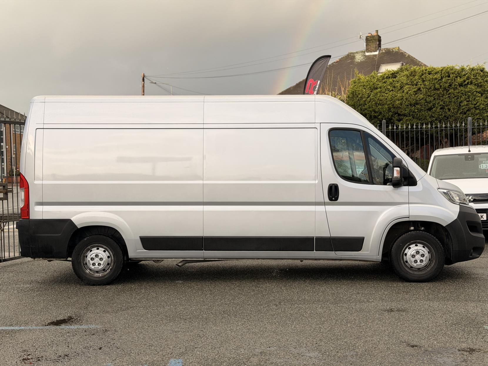 Citroen Relay 2.2 BlueHDi 35 Enterprise Panel Van 5dr Diesel Manual L3 High Roof Euro 6 (s/s) (140 ps)