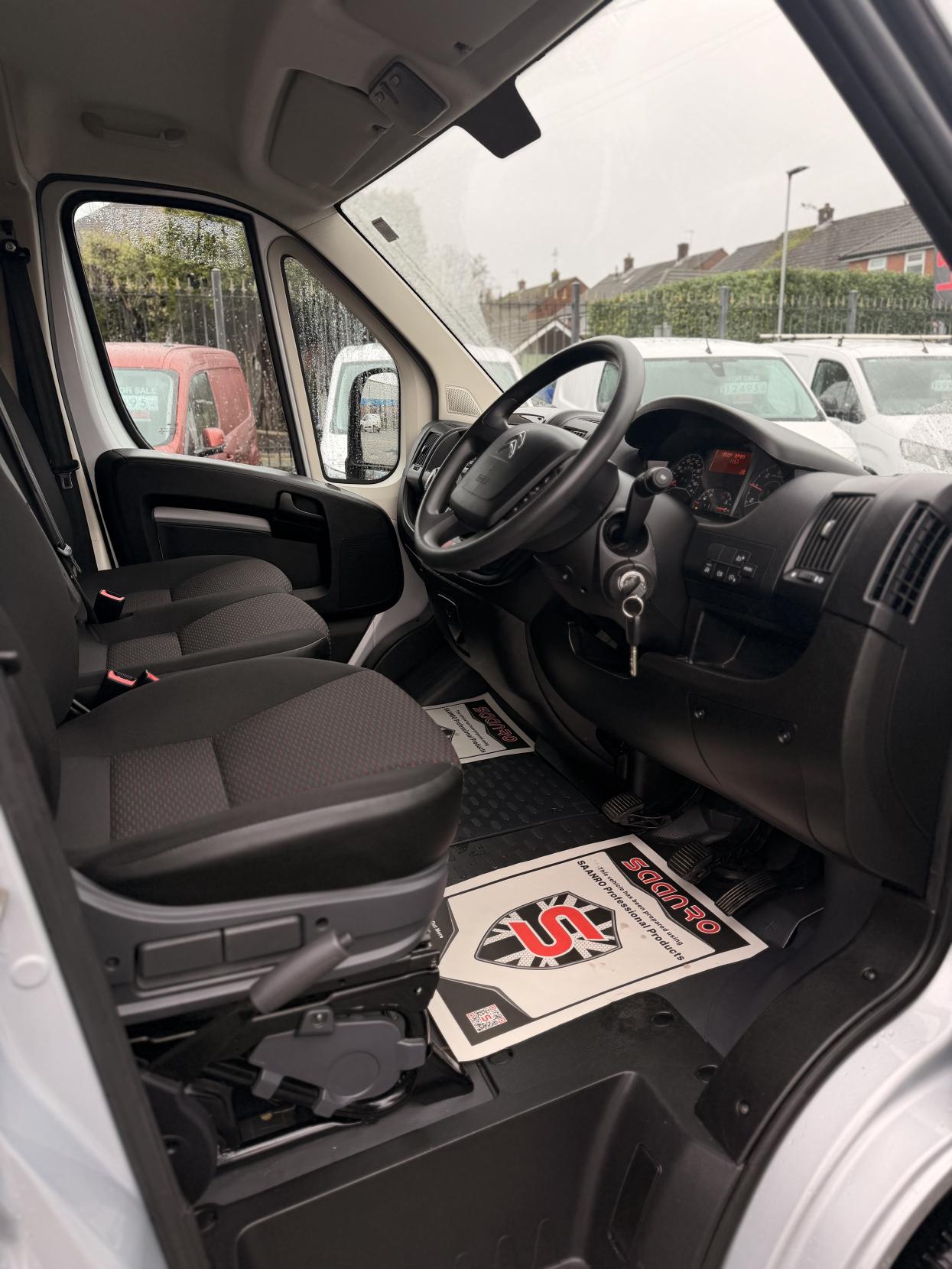 Citroen Relay 2.2 BlueHDi 35 Enterprise Panel Van 5dr Diesel Manual L3 High Roof Euro 6 (s/s) (140 ps)