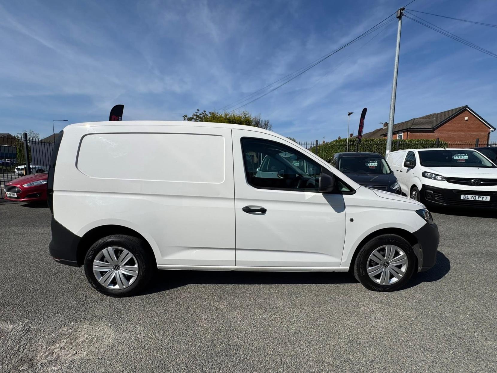 Volkswagen Caddy 2.0 TDI C20 Commerce Panel Van 5dr Diesel Manual SWB Euro 6 (s/s) (102 ps)