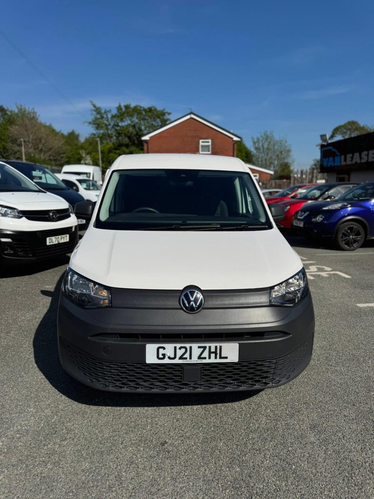 Volkswagen Caddy 2.0 TDI C20 Commerce Panel Van 5dr Diesel Manual SWB Euro 6 (s/s) (102 ps)