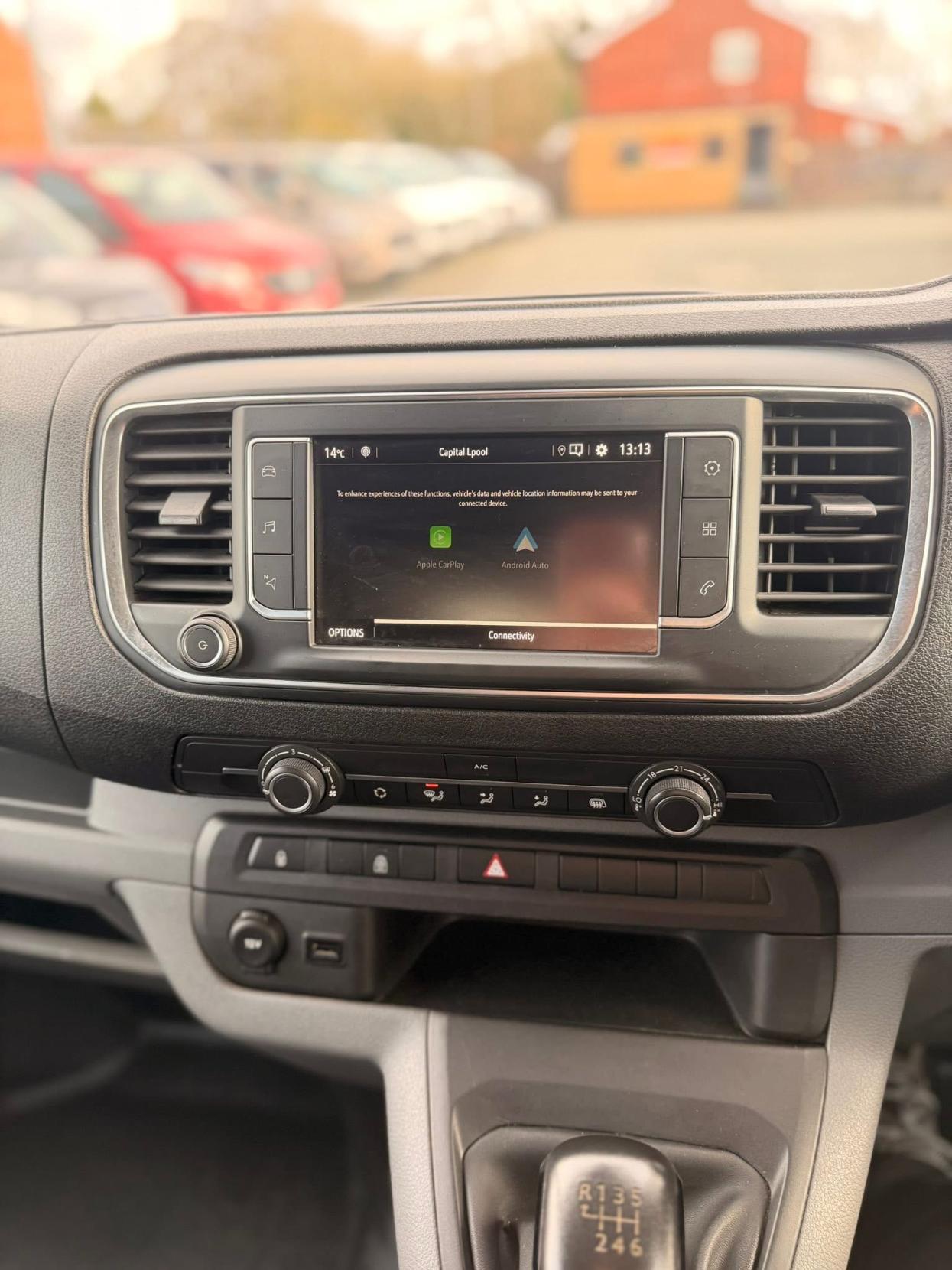 Vauxhall Vivaro 2.0 Turbo D 3100 Sportive Crew Van Double Cab 5dr Diesel Manual L2 H1 Euro 6 (s/s) (120 ps)