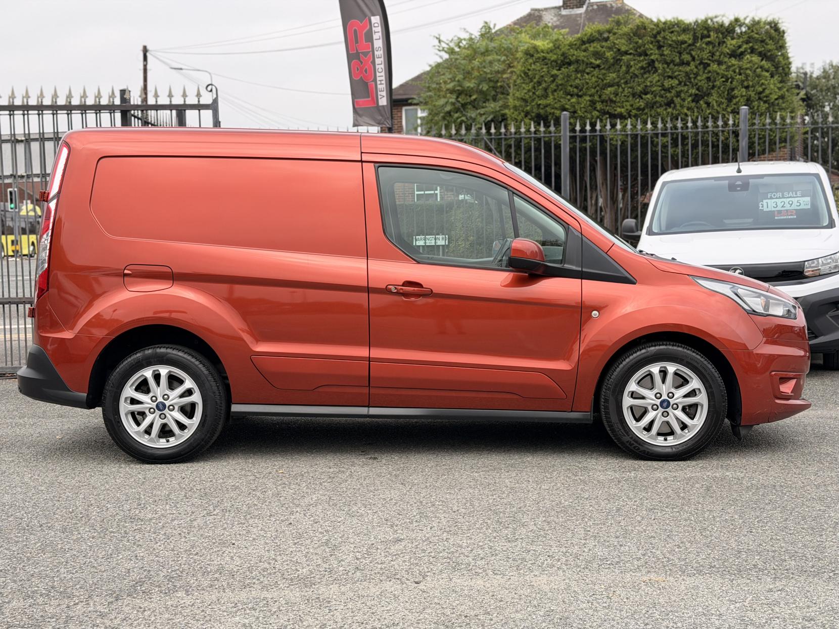 Ford Transit Connect 1.5 200 EcoBlue Limited Panel Van 5dr Diesel Manual L1 Euro 6 (s/s) (120 ps)