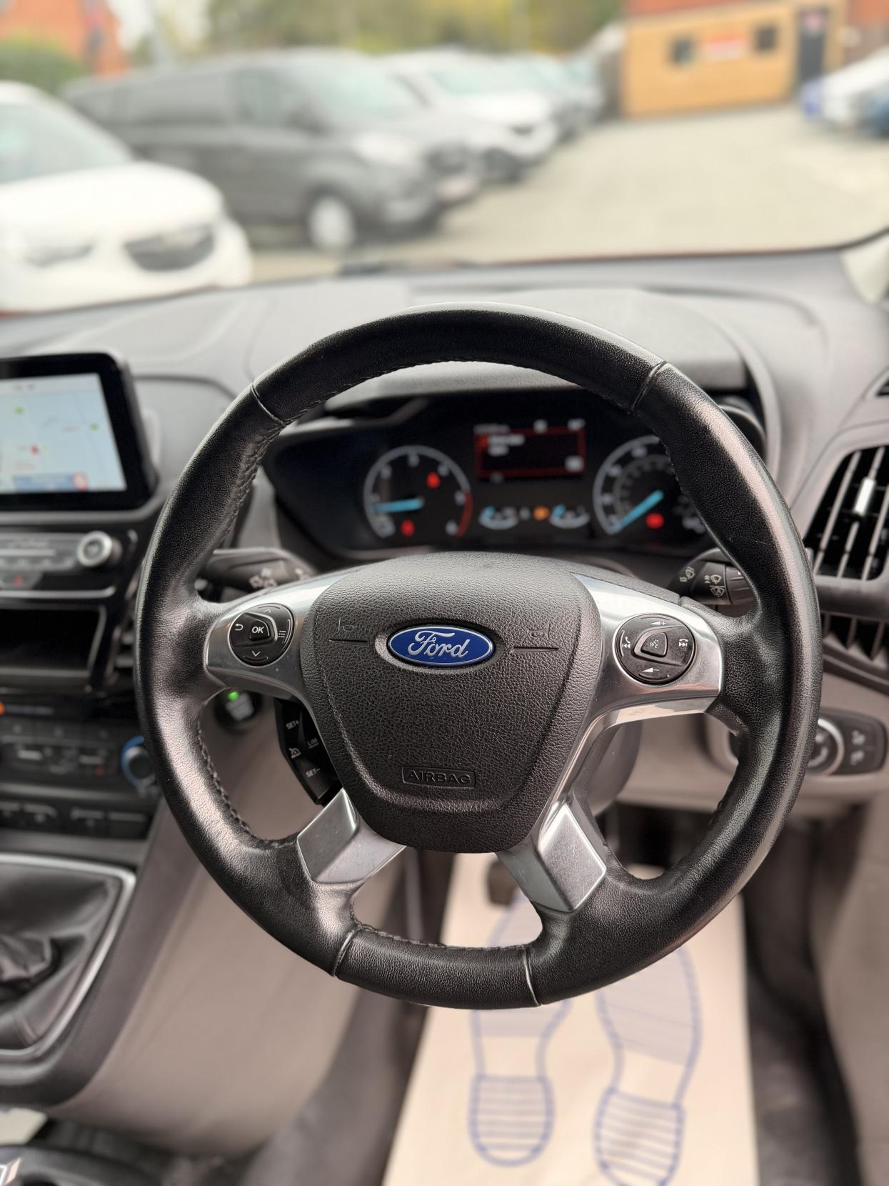 Ford Transit Connect 1.5 200 EcoBlue Limited Panel Van 5dr Diesel Manual L1 Euro 6 (s/s) (120 ps)