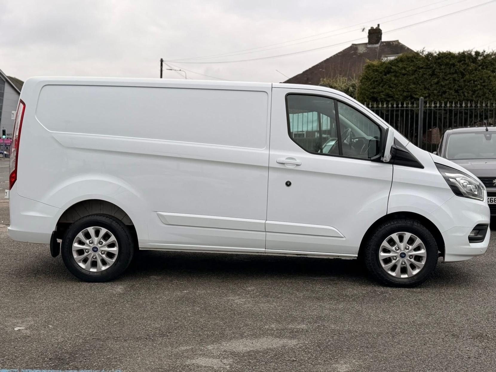 Ford Transit Custom 2.0 280 EcoBlue Limited Panel Van 5dr Diesel Manual L1 H1 Euro 6 (s/s) (130 ps)