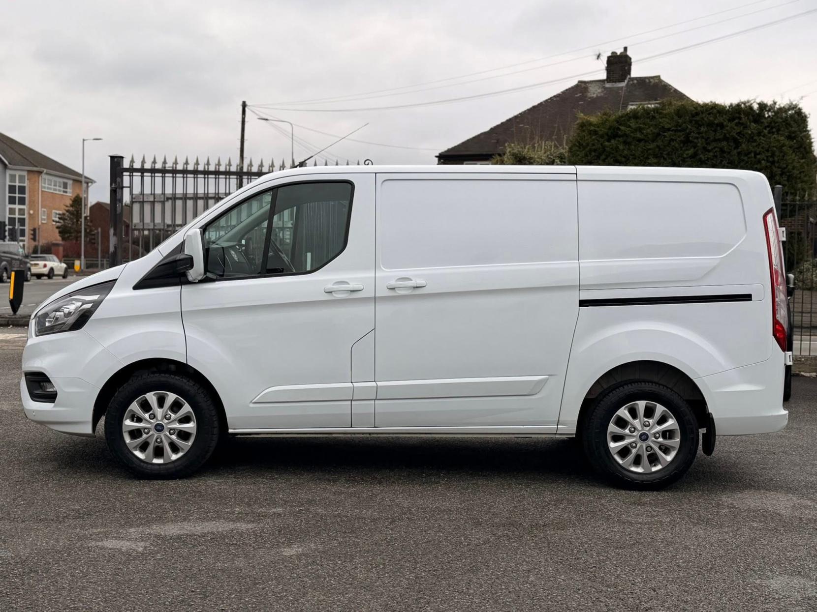 Ford Transit Custom 2.0 280 EcoBlue Limited Panel Van 5dr Diesel Manual L1 H1 Euro 6 (s/s) (130 ps)