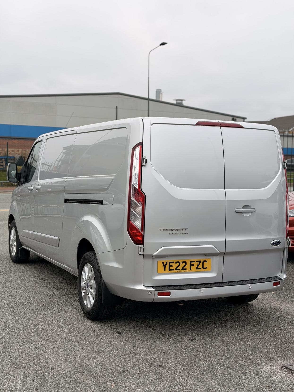Ford Transit Custom 2.0 340 EcoBlue Limited Panel Van 5dr Diesel Manual L2 H1 Euro 6 (s/s) (170 ps)