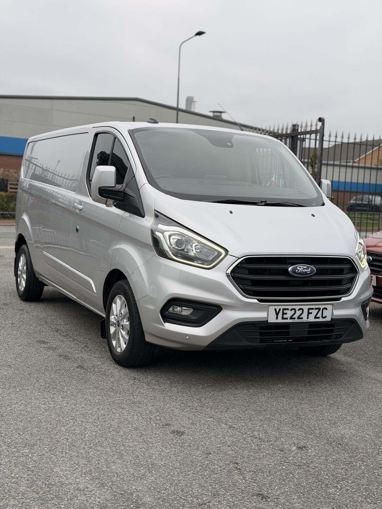 Ford Transit Custom 2.0 340 EcoBlue Limited Panel Van 5dr Diesel Manual L2 H1 Euro 6 (s/s) (170 ps)