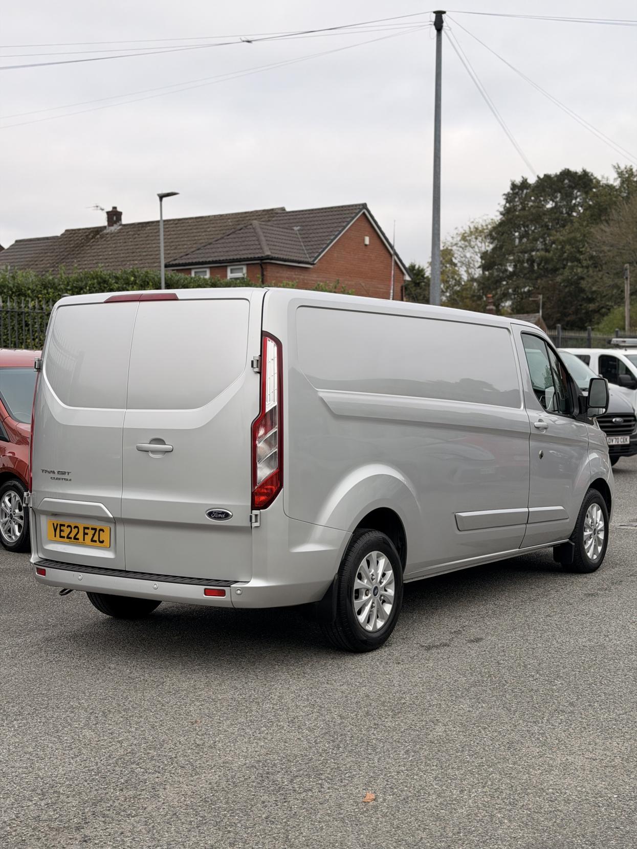 Ford Transit Custom 2.0 340 EcoBlue Limited Panel Van 5dr Diesel Manual L2 H1 Euro 6 (s/s) (170 ps)