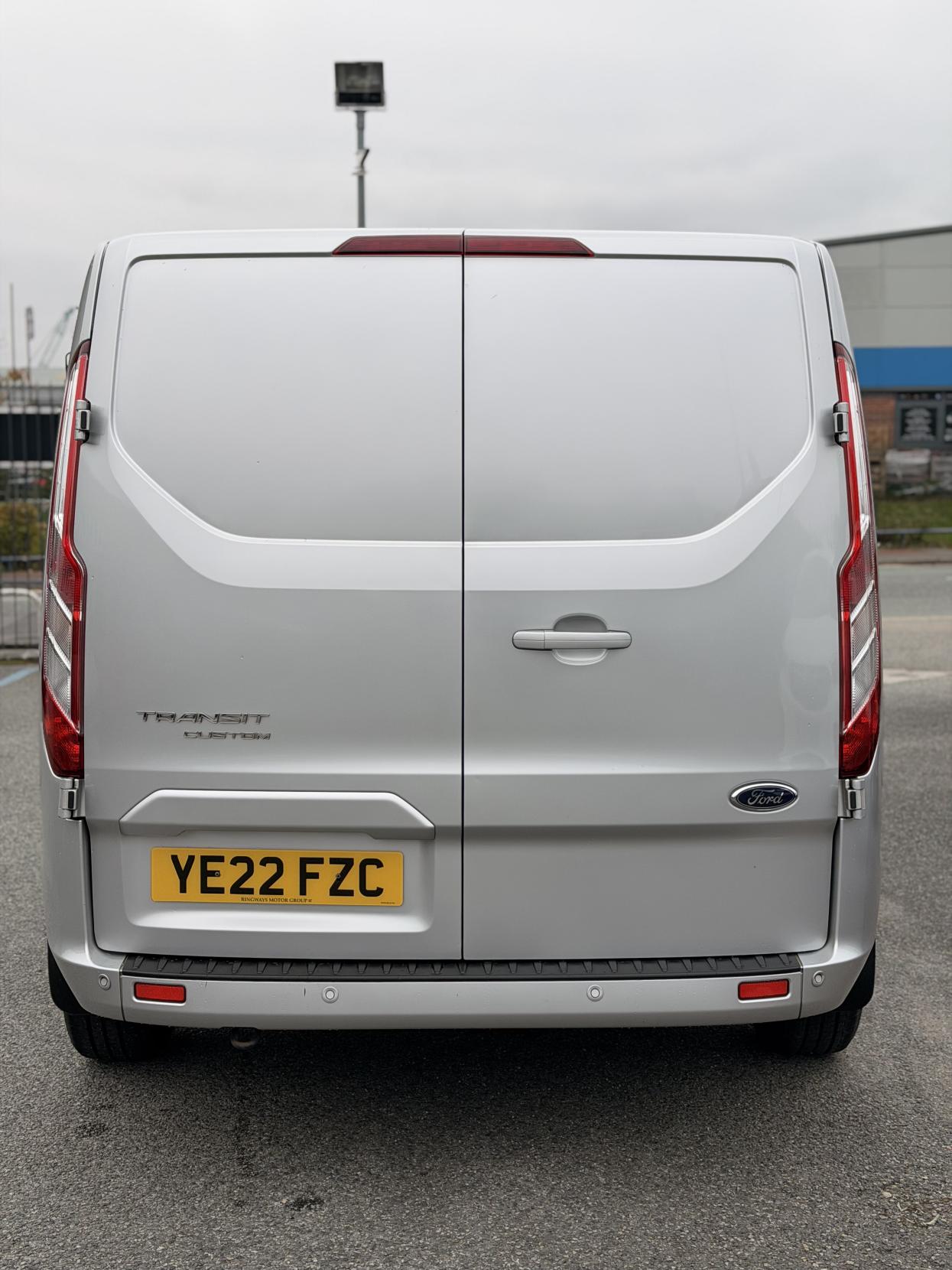 Ford Transit Custom 2.0 340 EcoBlue Limited Panel Van 5dr Diesel Manual L2 H1 Euro 6 (s/s) (170 ps)