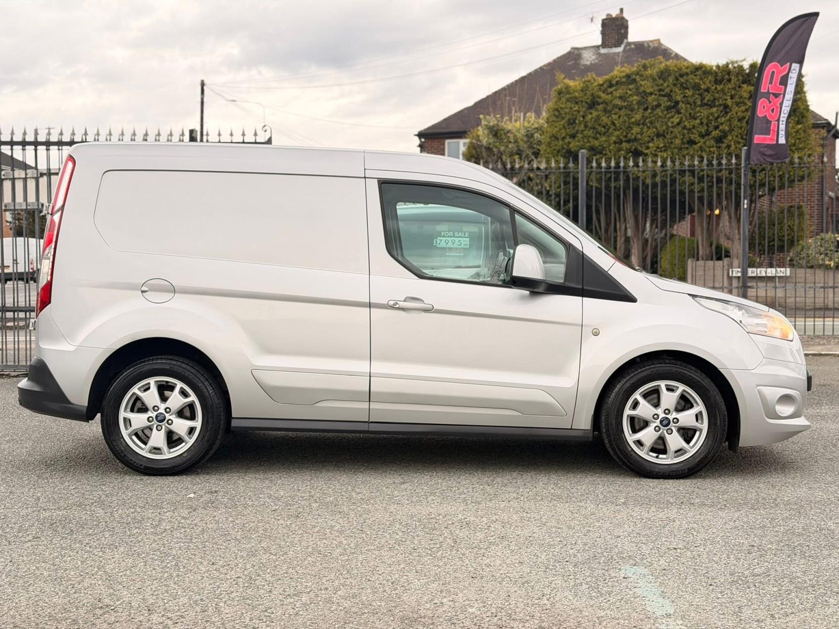 Ford Transit Connect 1.6 TDCi 200 Limited Panel Van 5dr Diesel Manual L1 H1 (124 g/km, 113 bhp)
