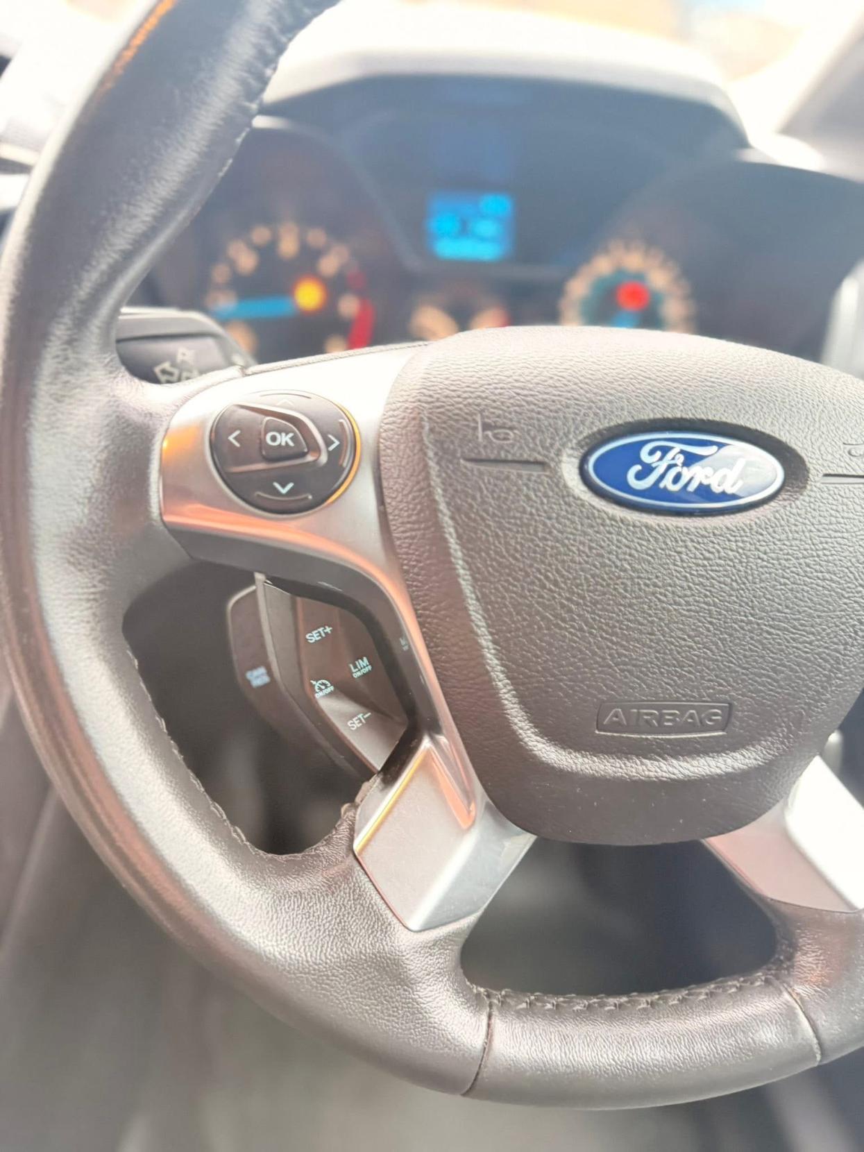 Ford Transit Connect 1.6 TDCi 200 Limited Panel Van 5dr Diesel Manual L1 H1 (124 g/km, 113 bhp)