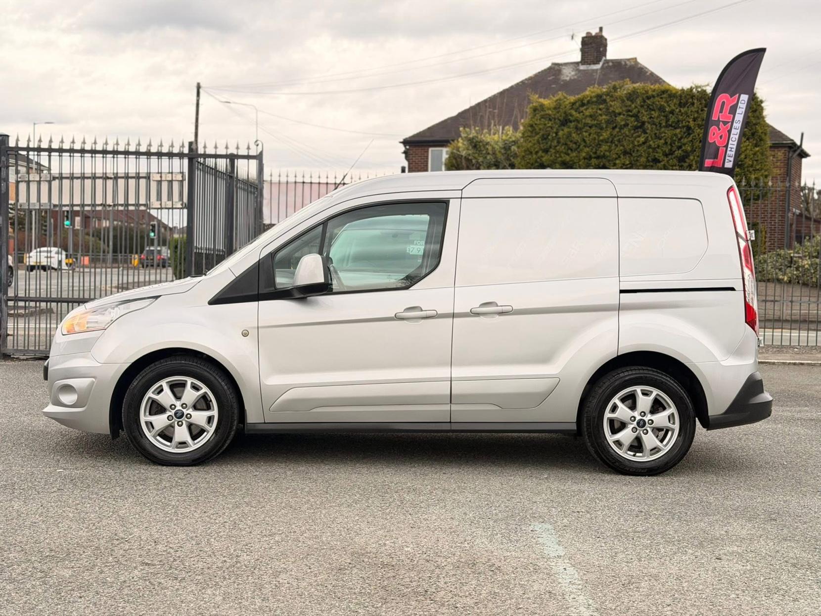 Ford Transit Connect 1.6 TDCi 200 Limited Panel Van 5dr Diesel Manual L1 H1 (124 g/km, 113 bhp)