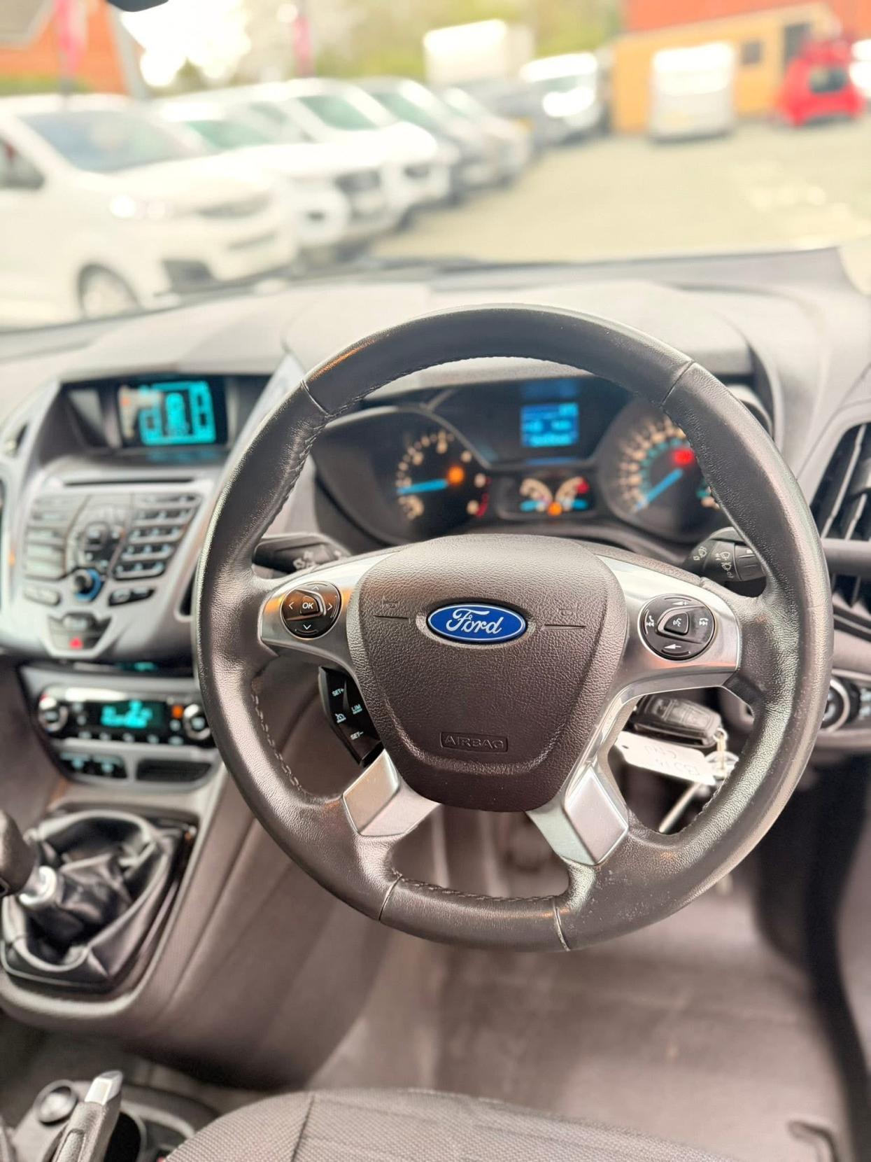 Ford Transit Connect 1.6 TDCi 200 Limited Panel Van 5dr Diesel Manual L1 H1 (124 g/km, 113 bhp)