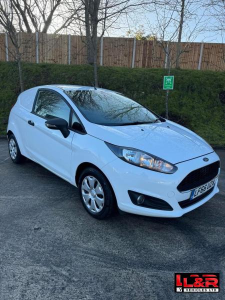 Ford Fiesta Van 1.5 TDCi ECOnetic Panel Van 3dr Diesel Manual (82 g/km, 94 bhp)