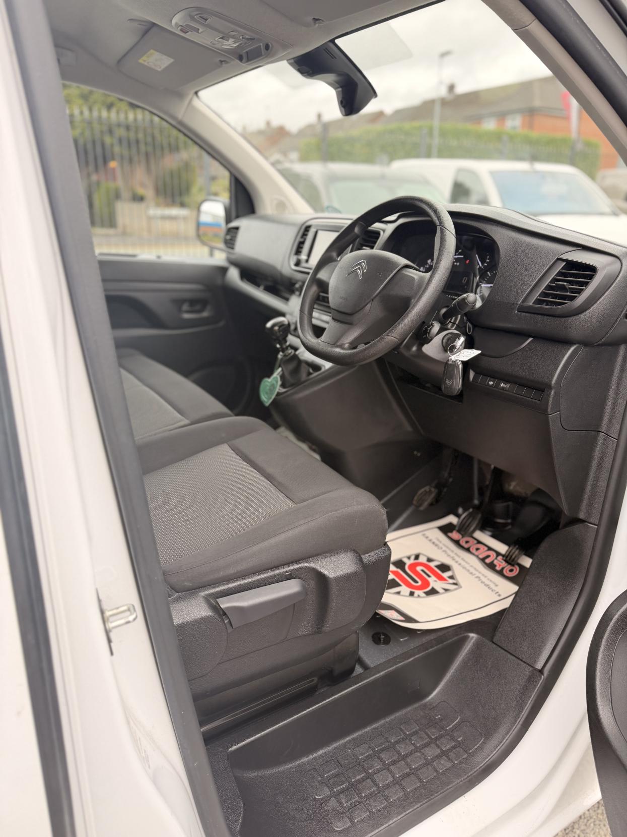 Citroen Dispatch 1.5 BlueHDi 1000 Enterprise Edition M Panel Van 6dr Diesel Manual FWD 2 Euro 6 (s/s) (100 ps)