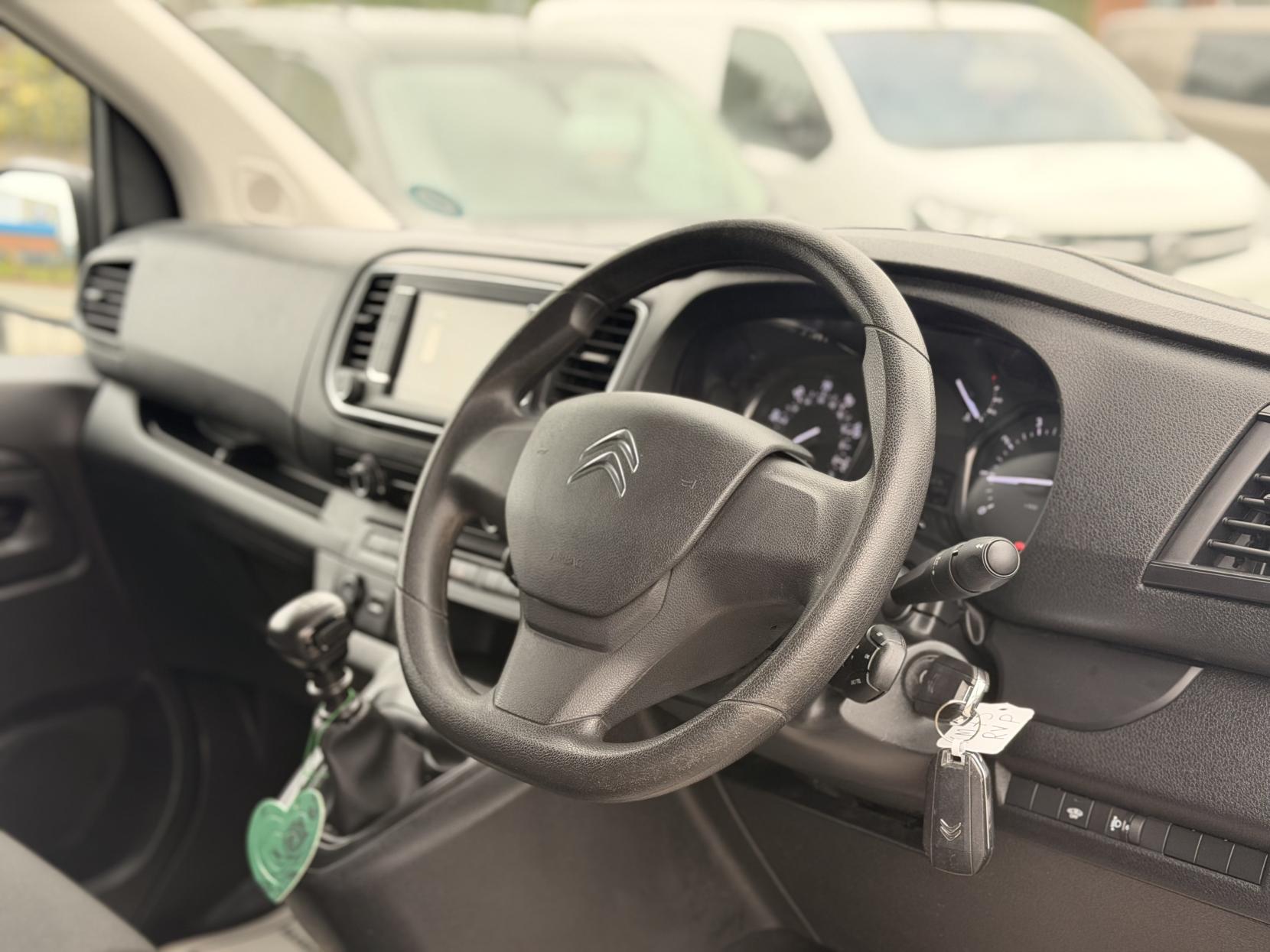 Citroen Dispatch 1.5 BlueHDi 1000 Enterprise Edition M Panel Van 6dr Diesel Manual FWD 2 Euro 6 (s/s) (100 ps)