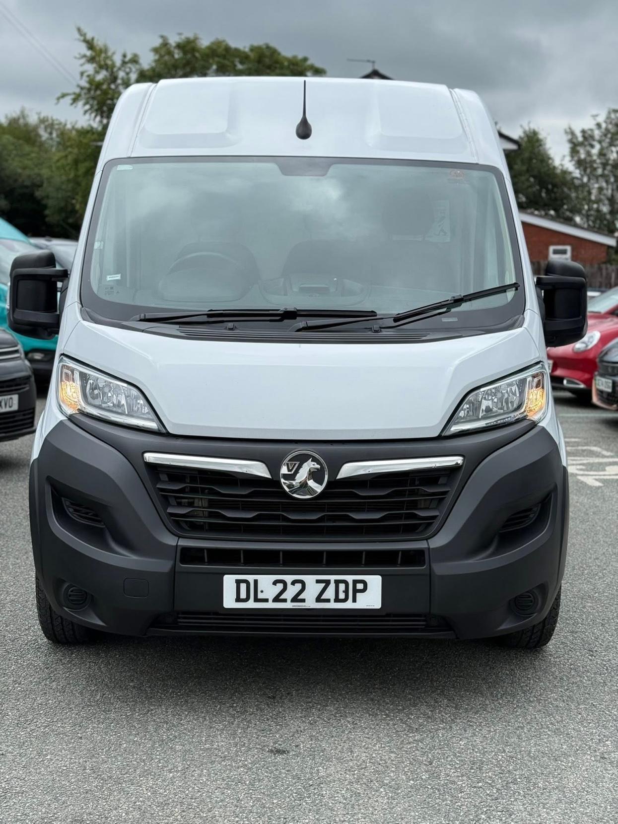 Vauxhall Movano 2.2 CDTi 3500 BiTurbo Dynamic Panel Van 5dr Diesel Manual FWD L2 H2 Euro 6 (s/s) (140 ps)